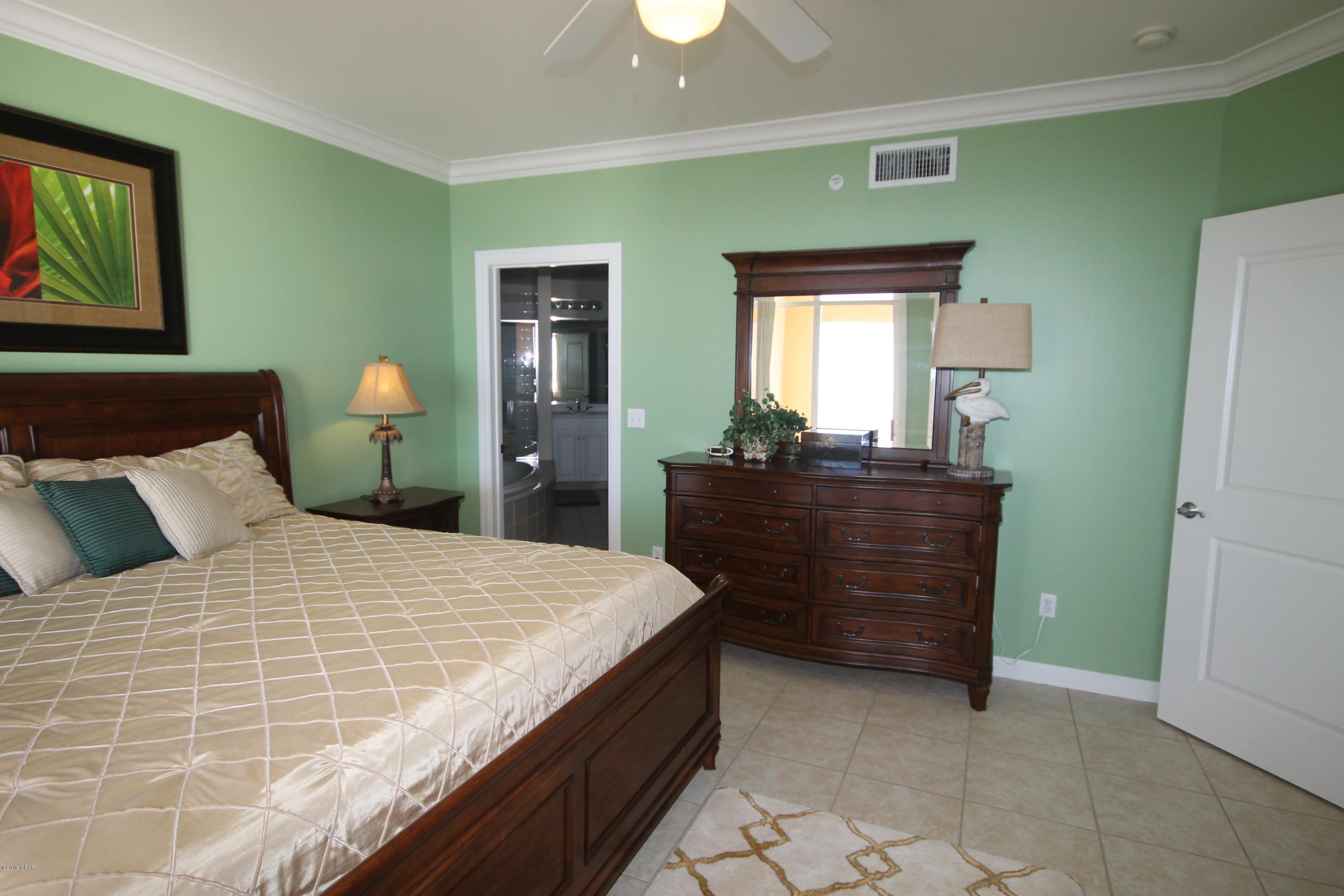 En Soleil Condo - Residential