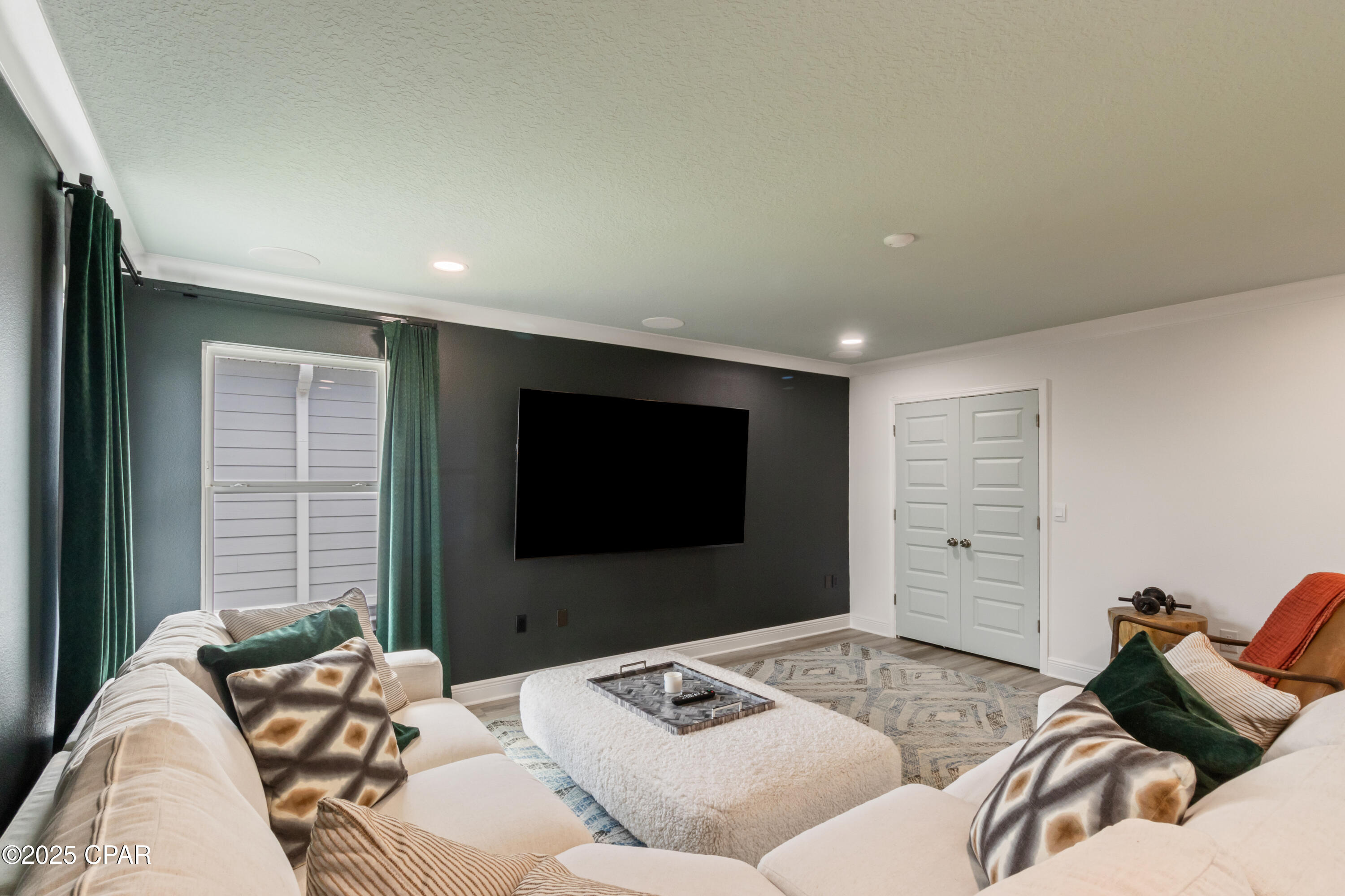 Kelly Street Pines - Residential