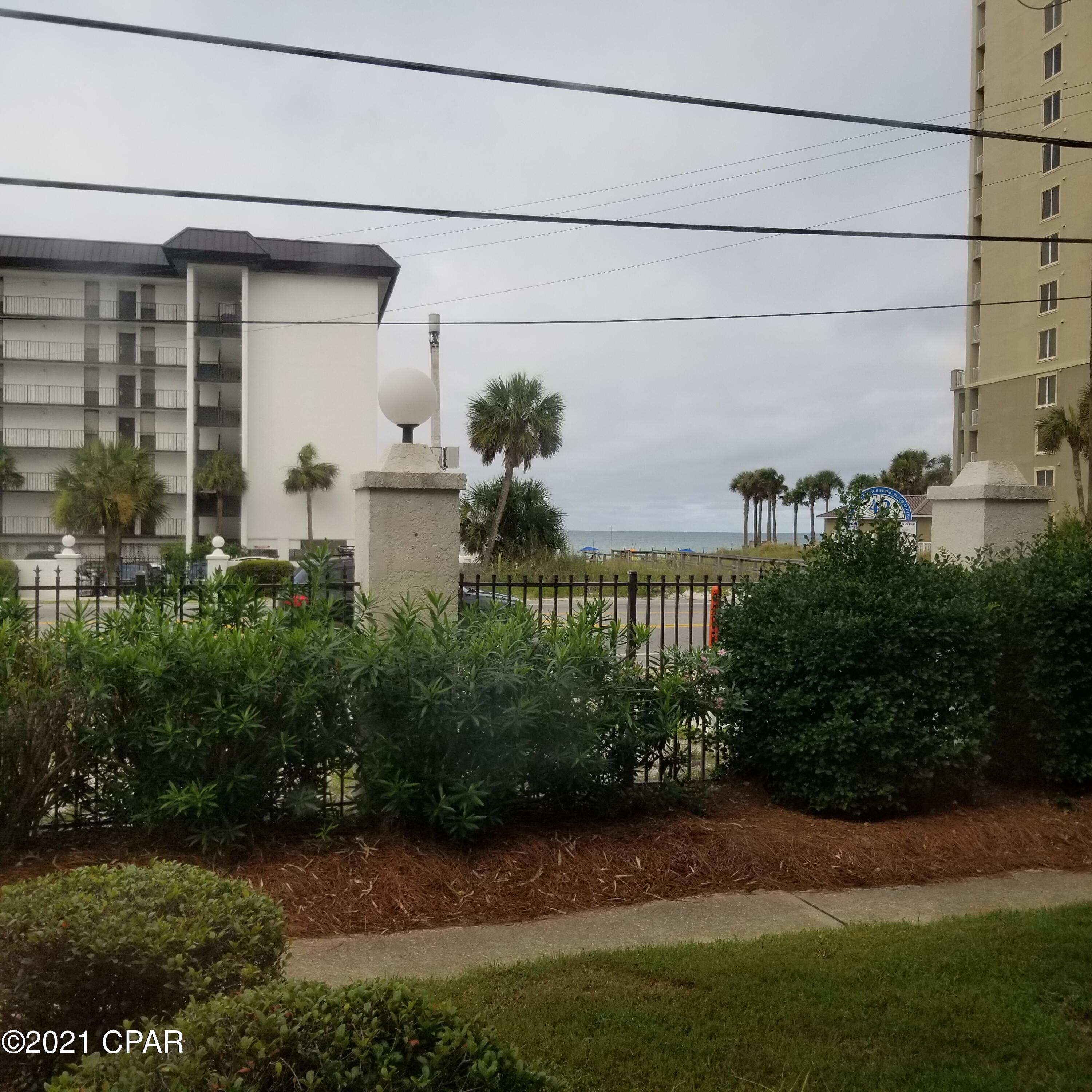 Edgewater Golf Villas V-C - Residential