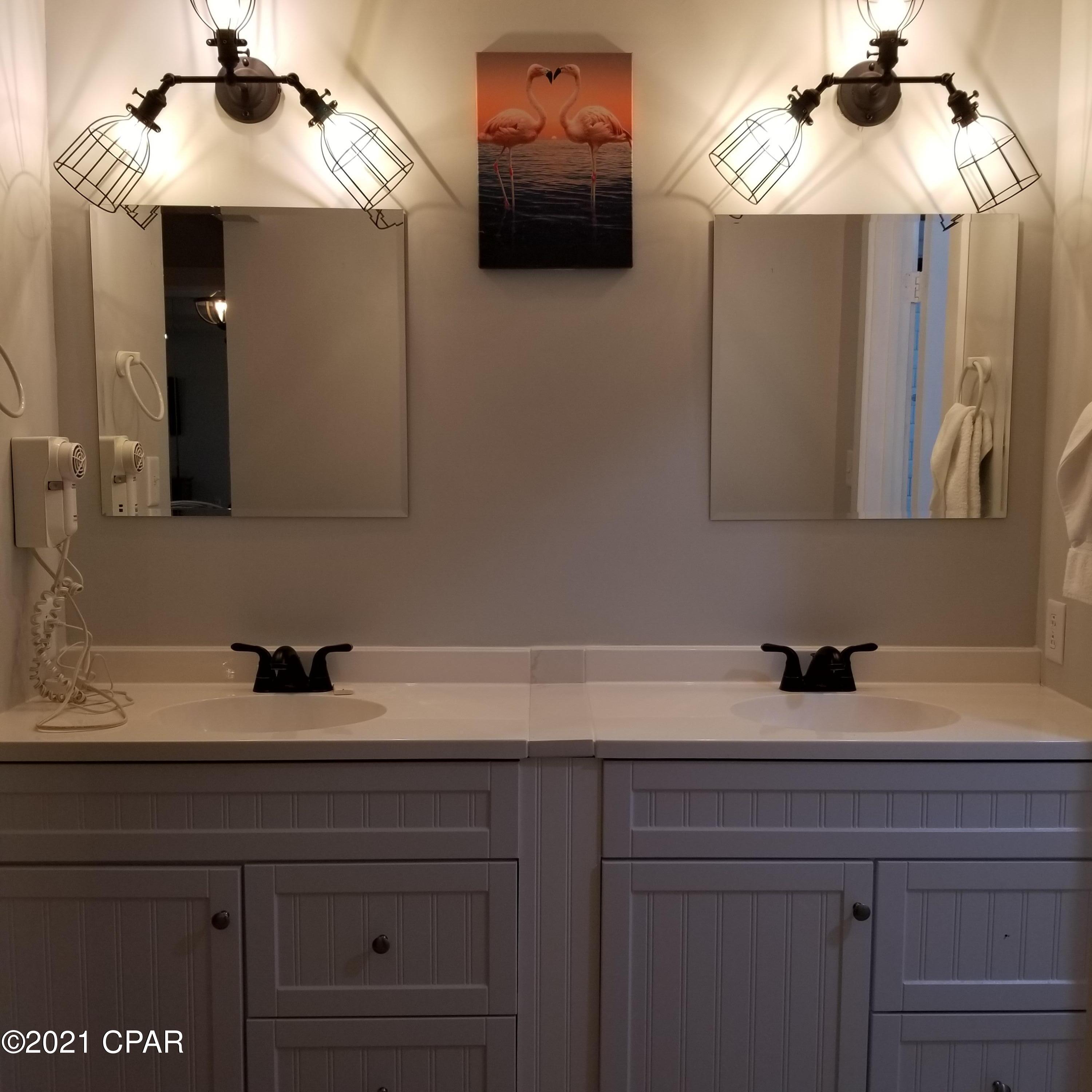 Edgewater Golf Villas V-C - Residential