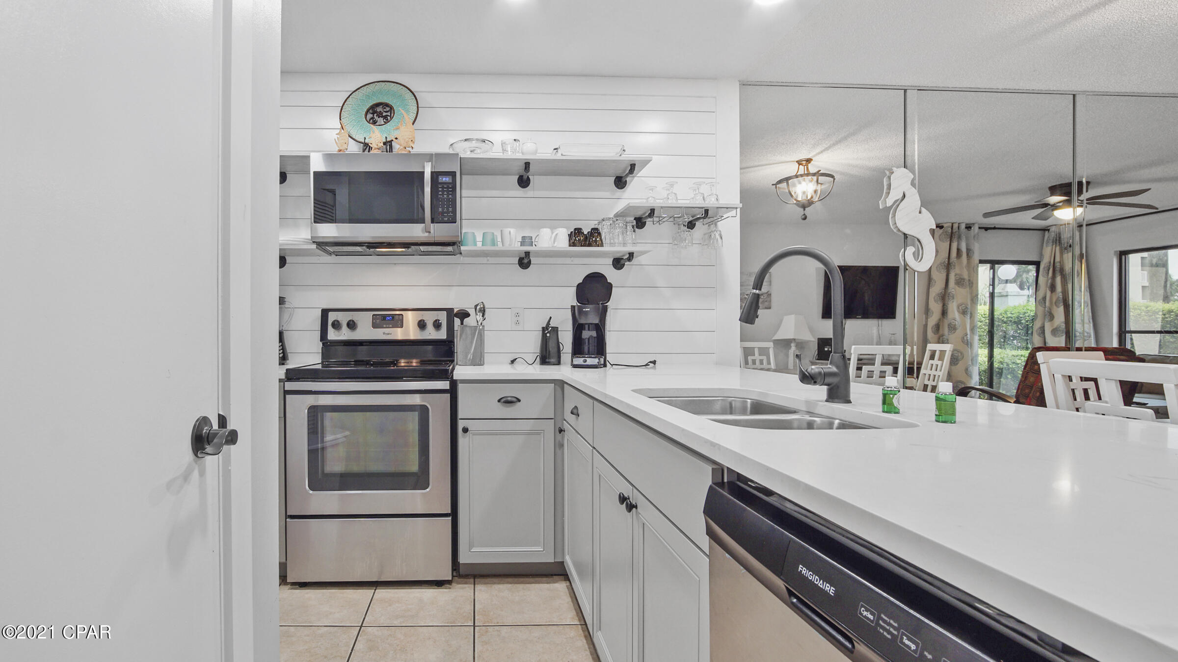 Edgewater Golf Villas V-C - Residential