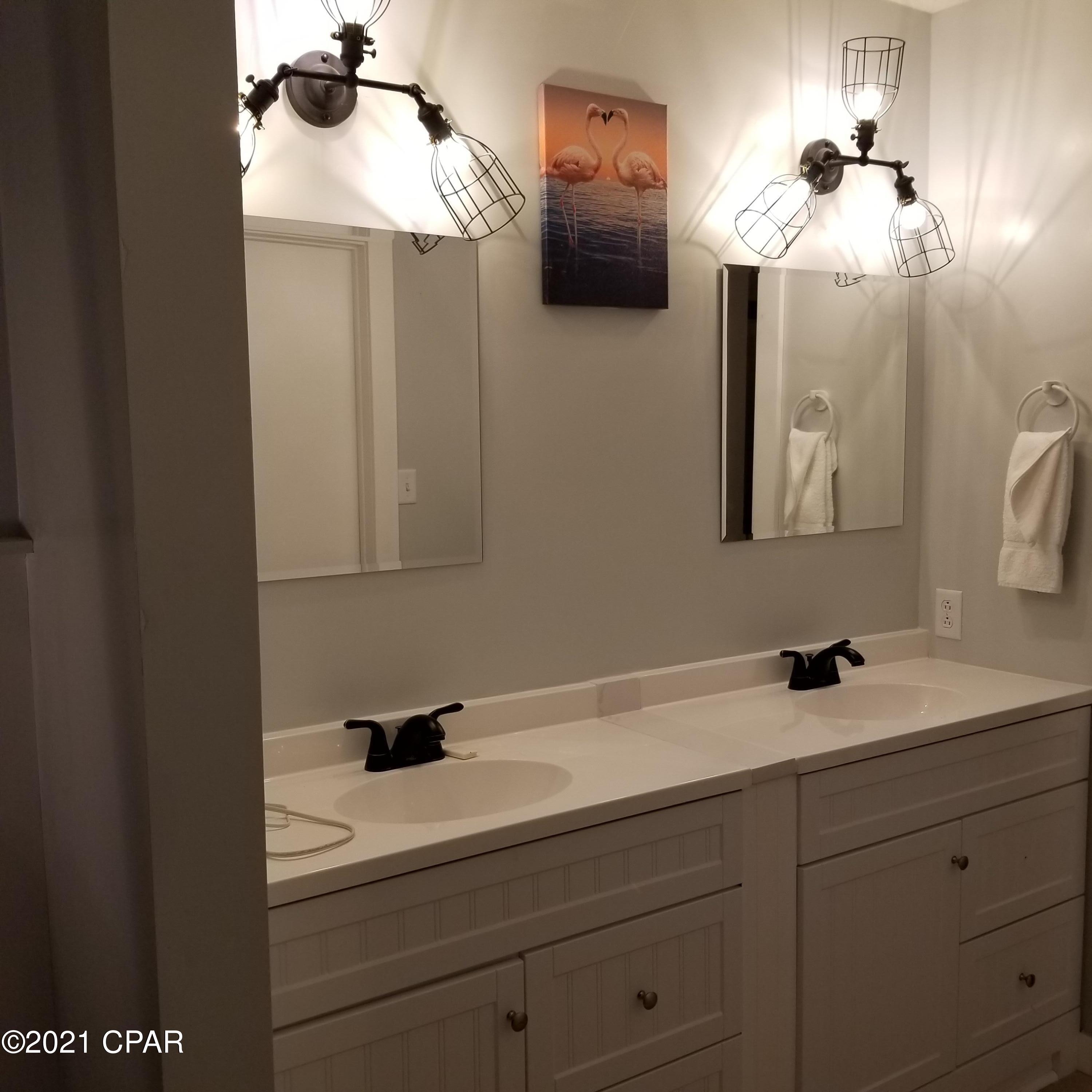 Edgewater Golf Villas V-C - Residential