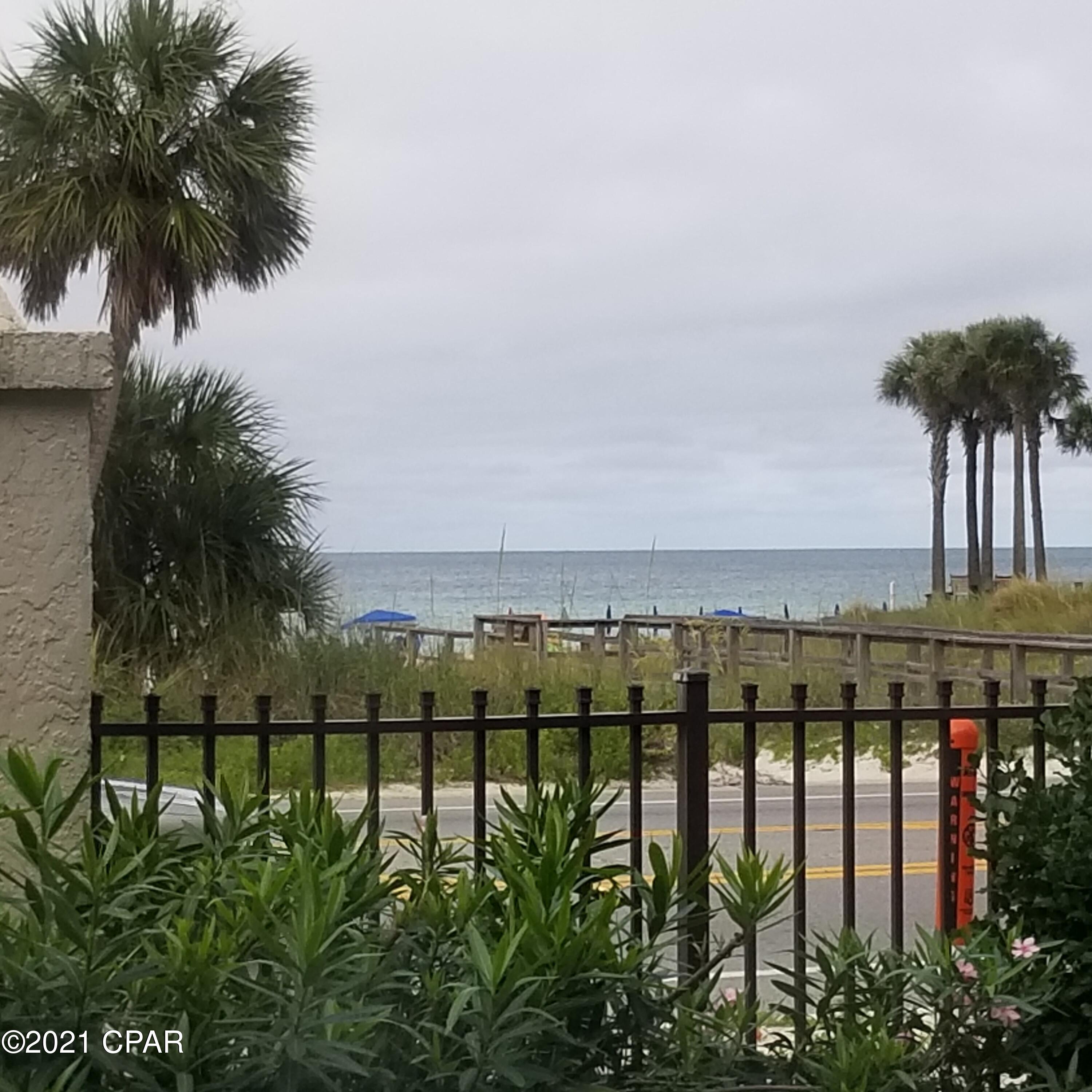 Edgewater Golf Villas V-C - Residential