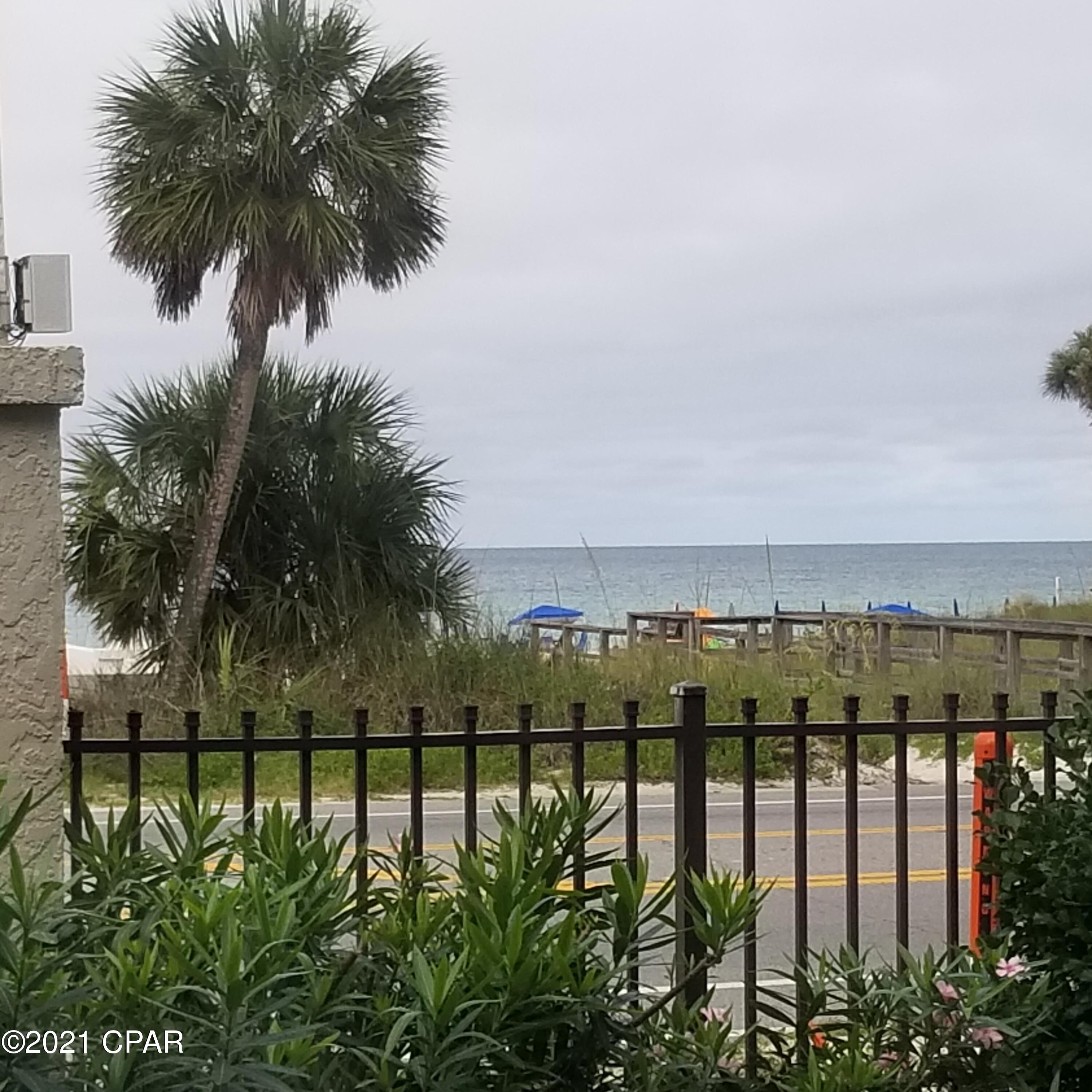 Edgewater Golf Villas V-C - Residential