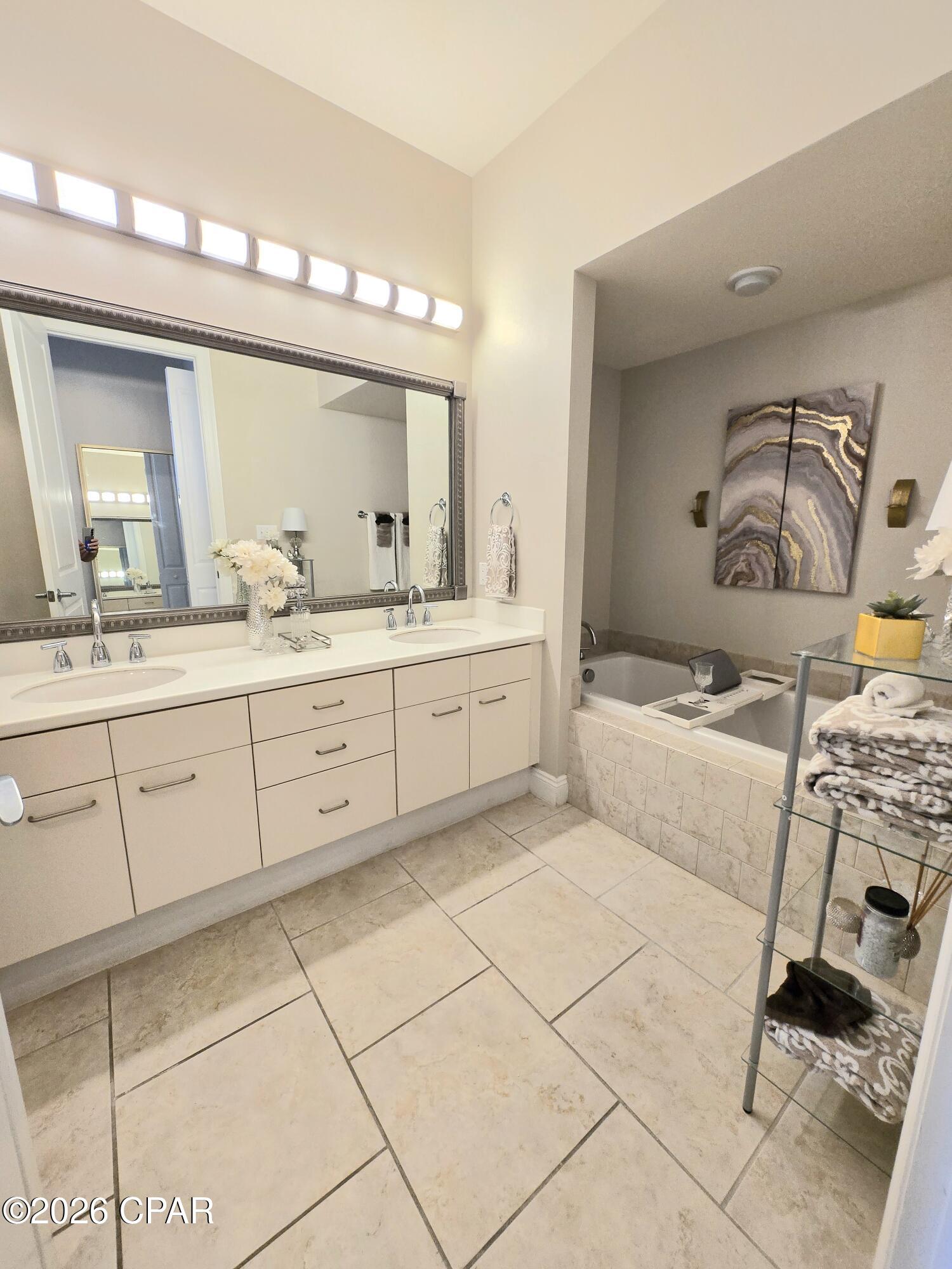 Marina Landing - Residential