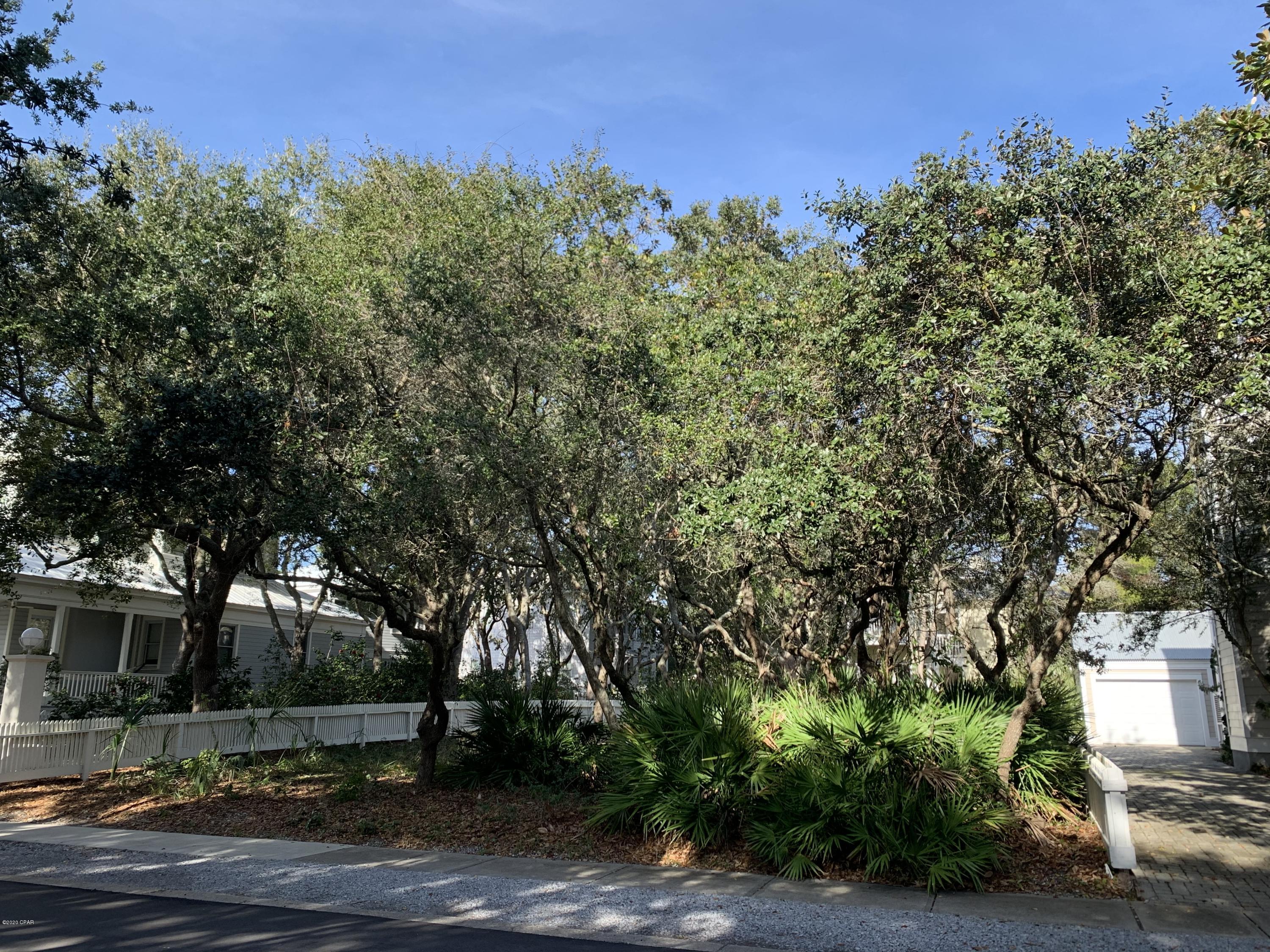 Carillon Beach - Land