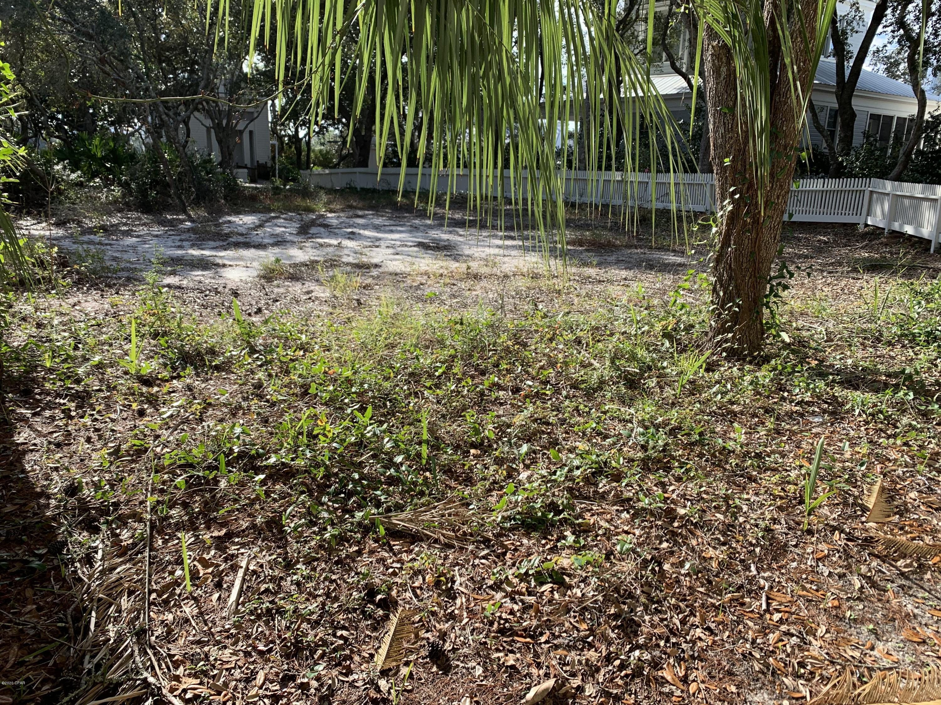 Carillon Beach - Land