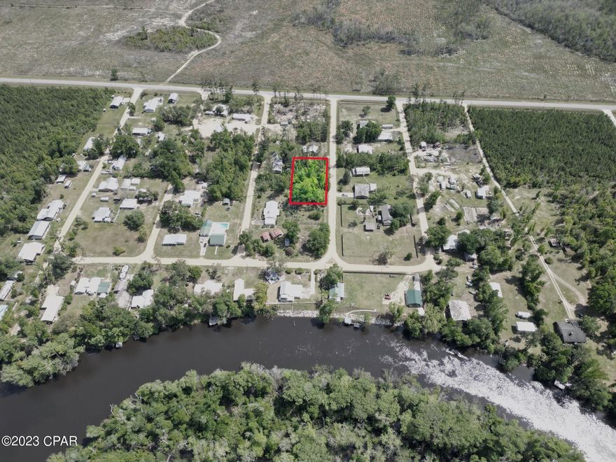 Are you looking for a homesite to build or put a manufactured home on? I have just the spot for you. This double lot is in Flood Zone X, close proximity to 2 Chipola River boat ramps where many people enjoy boating, kayaking and fishing. Call your favorite Realtor today and schedule a showing.