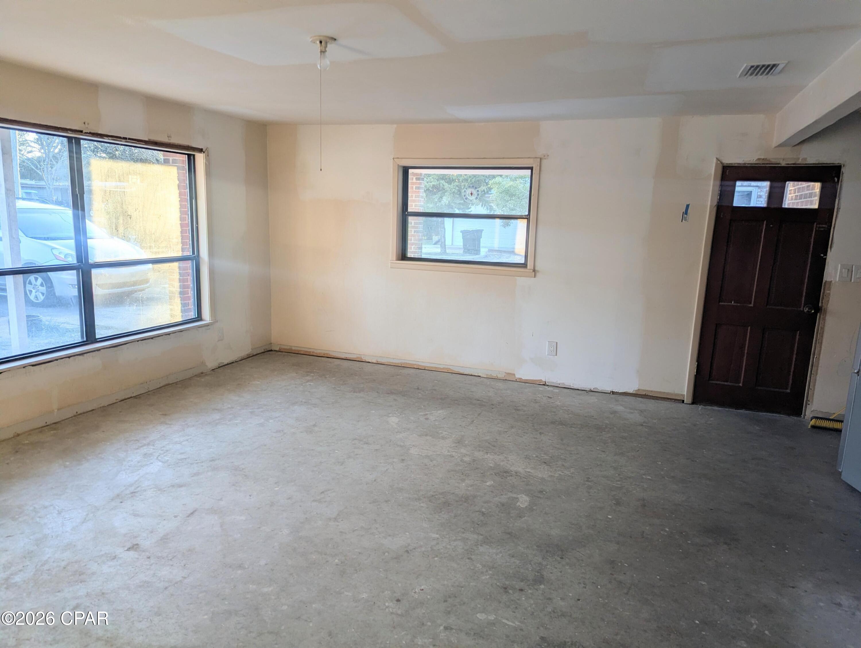 Woodlawn Unit 1 - Residential