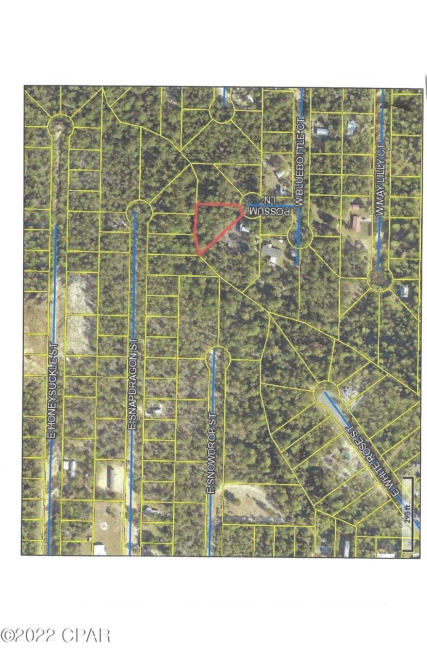 Lot located in a cul-de-sac  Wooded lot.