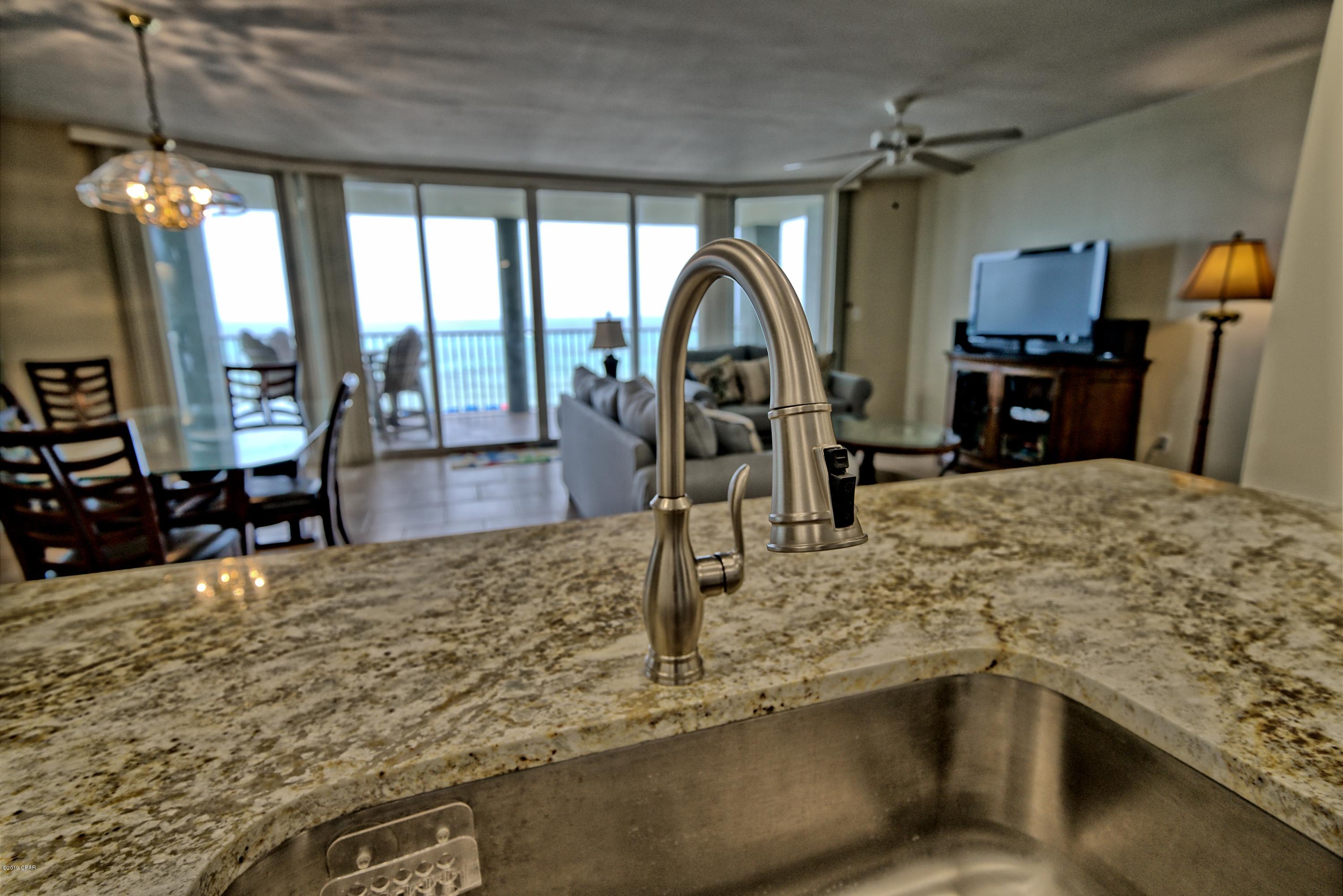 Long Beach Towers I - Residential