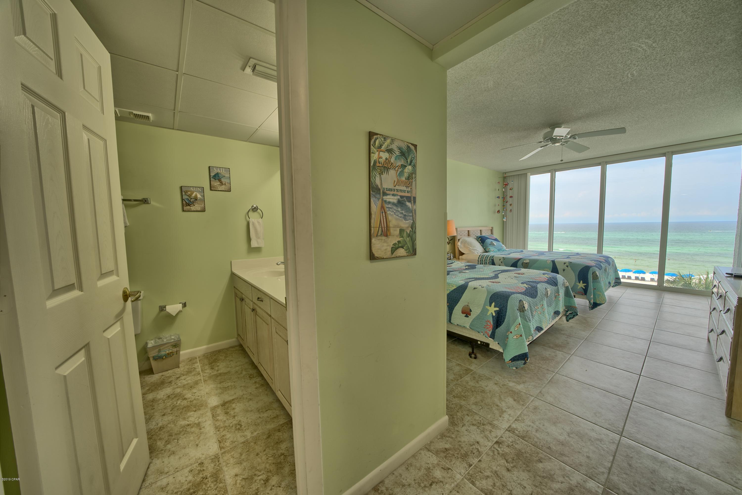 Long Beach Towers I - Residential