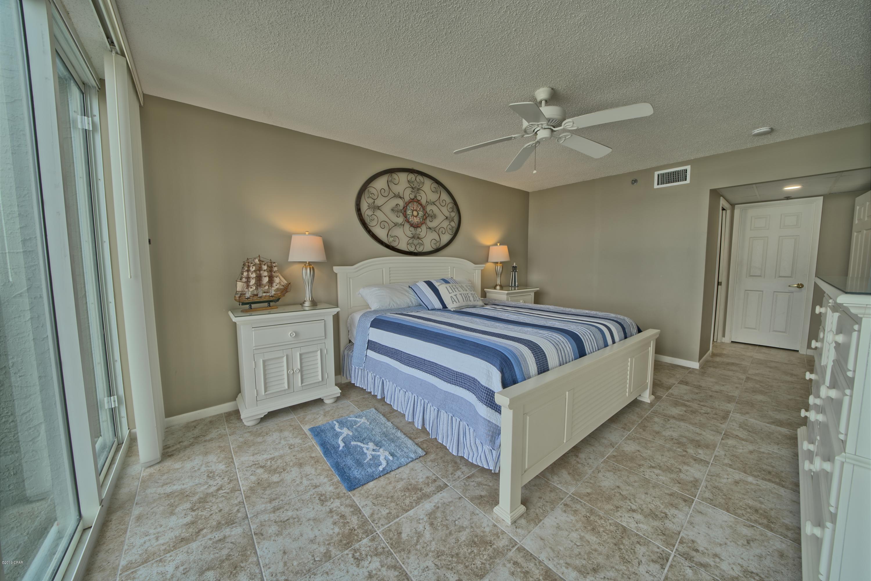 Long Beach Towers I - Residential