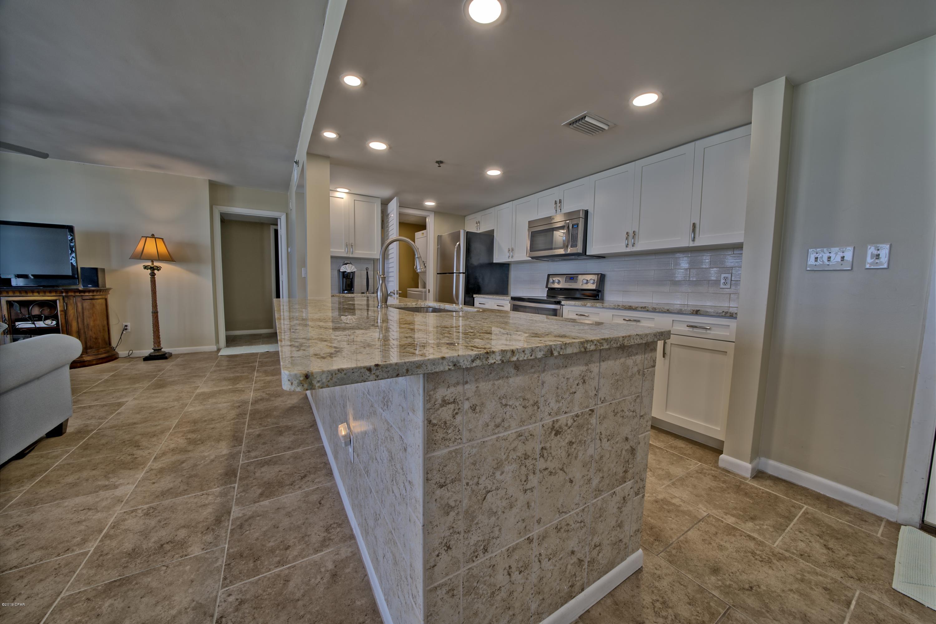 Long Beach Towers I - Residential