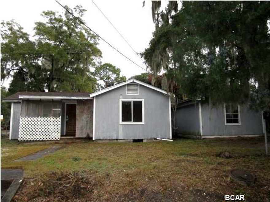 LOADS OF POSSIBILITIES WITH THIS CENTRALLY-LOCATED HOME IN ST. ANDREWS! Situated on a corner lot, this homes features a lot of living area with a spacious kitchen and dining room, three good-size bedrooms, and a large Family room with built-in cabinets that could also be used as a fourth bedroom. The home needs a lot of TLC, but it has great potential! Home being sold in its AS IS condition.