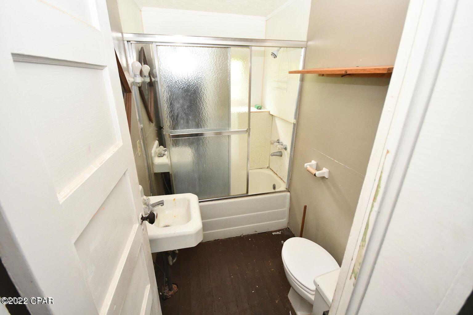 [No Recorded Subdiv] - Residential