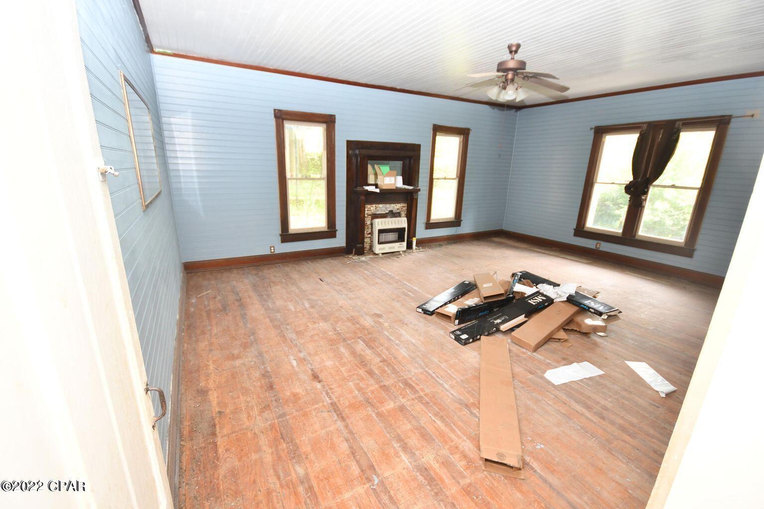 [No Recorded Subdiv] - Residential