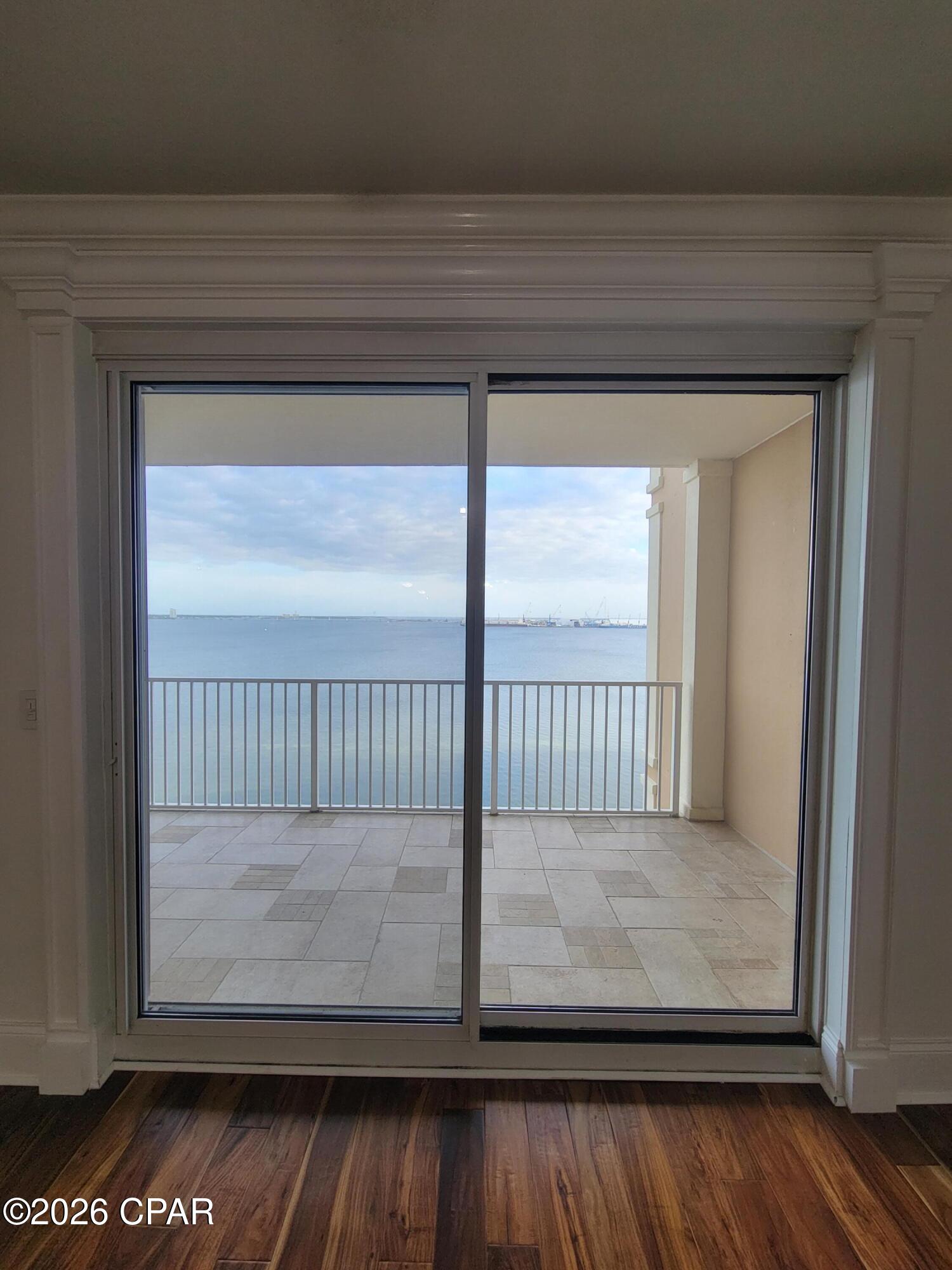 Magnolia Bay Club - Residential