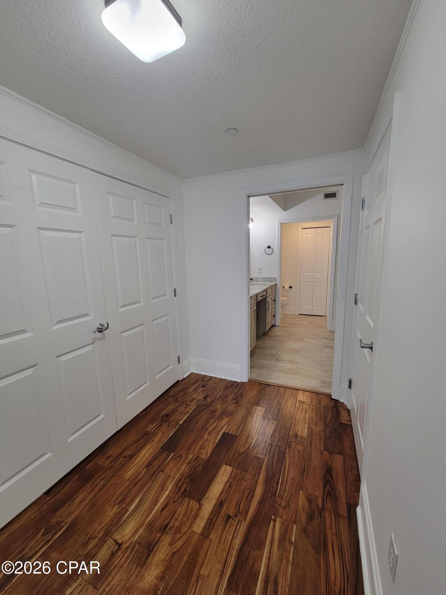 Magnolia Bay Club - Residential