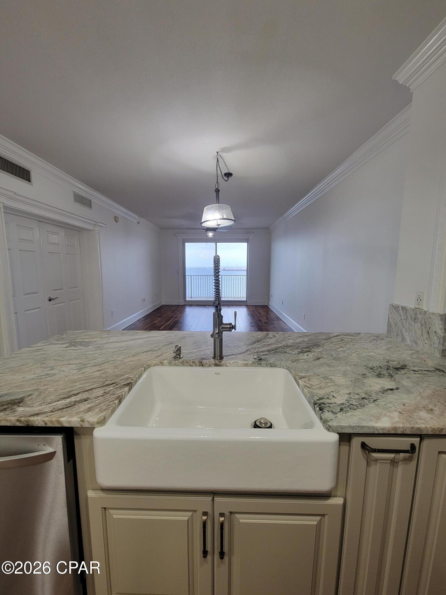 Magnolia Bay Club - Residential