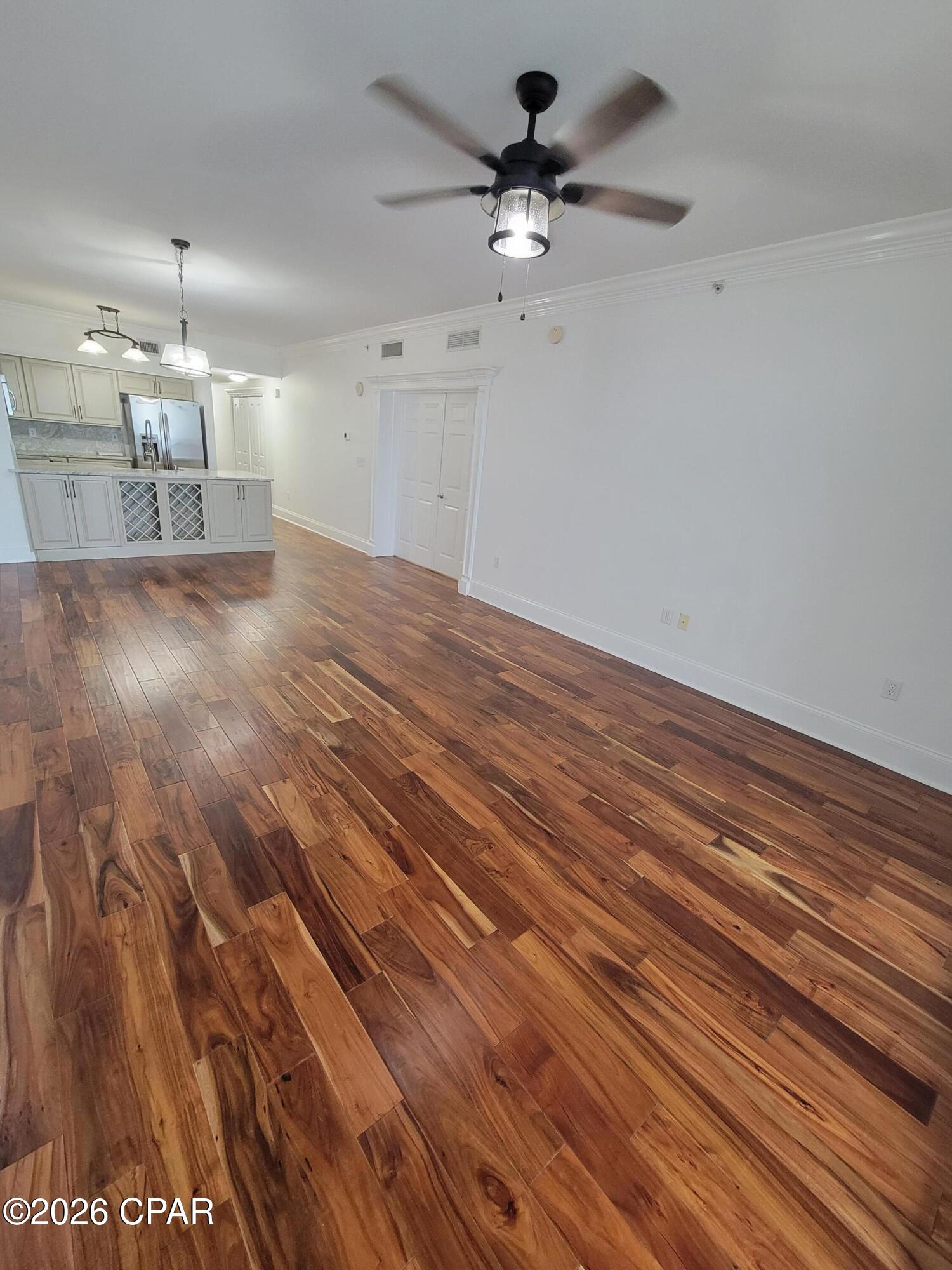 Magnolia Bay Club - Residential