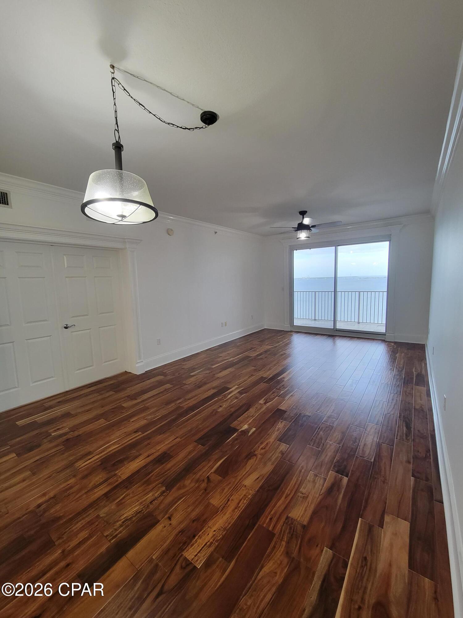 Magnolia Bay Club - Residential