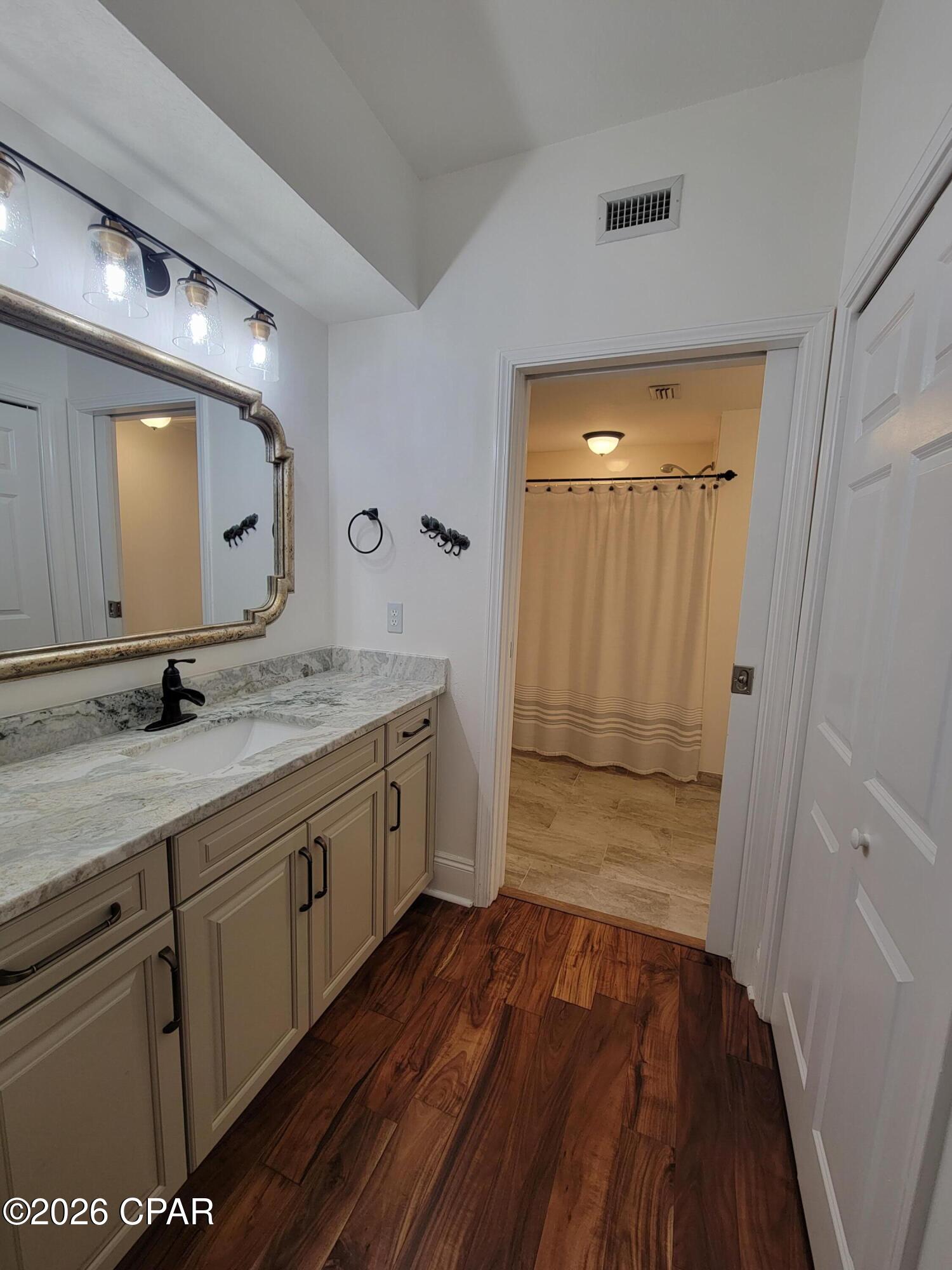 Magnolia Bay Club - Residential