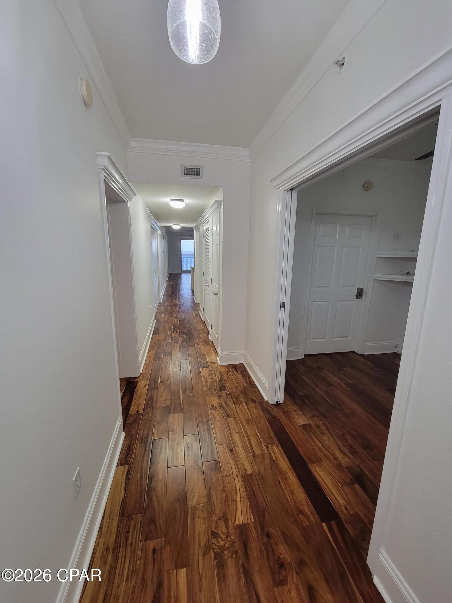 Magnolia Bay Club - Residential