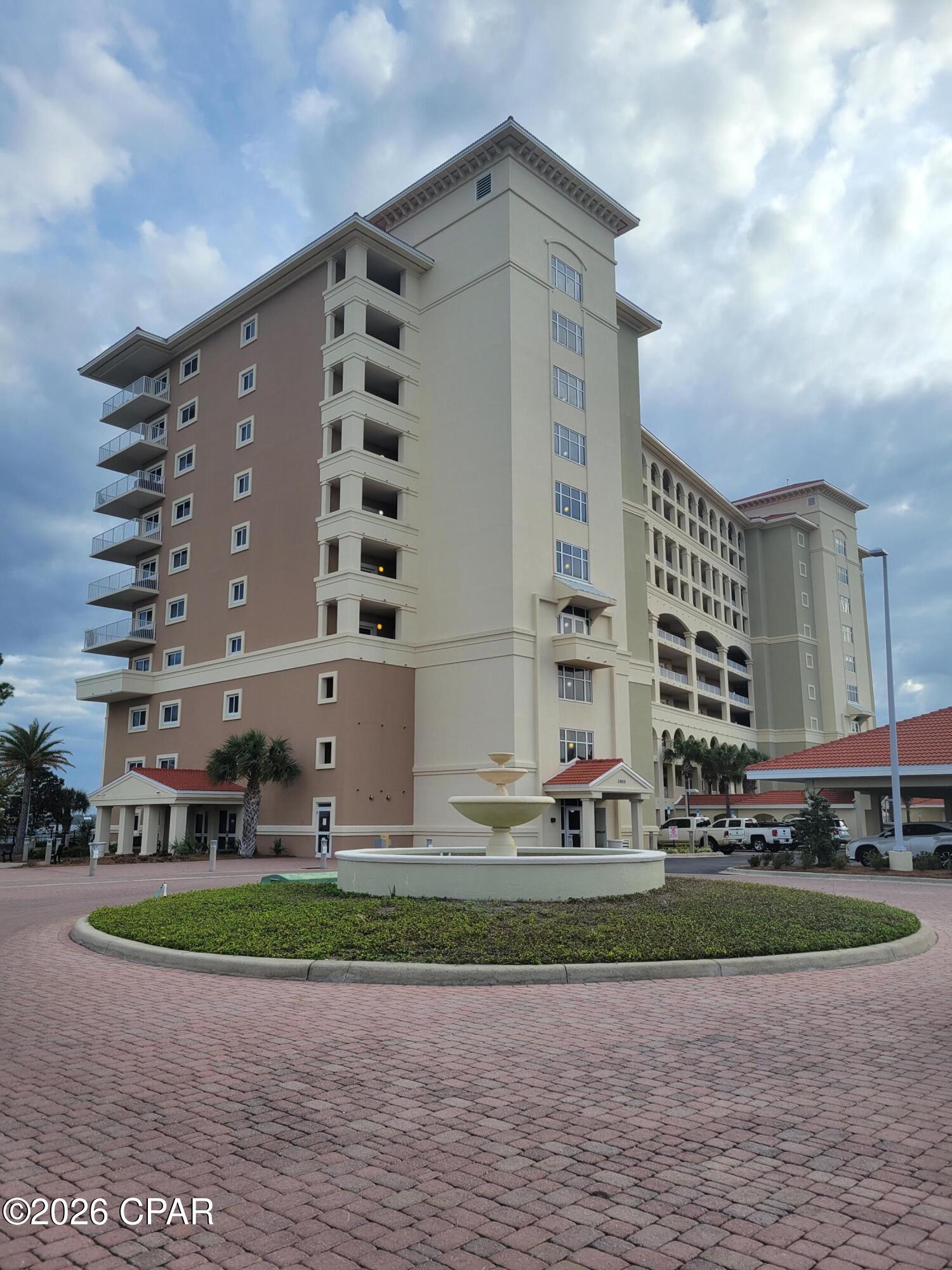 2400 Grandiflora Boulevard 904