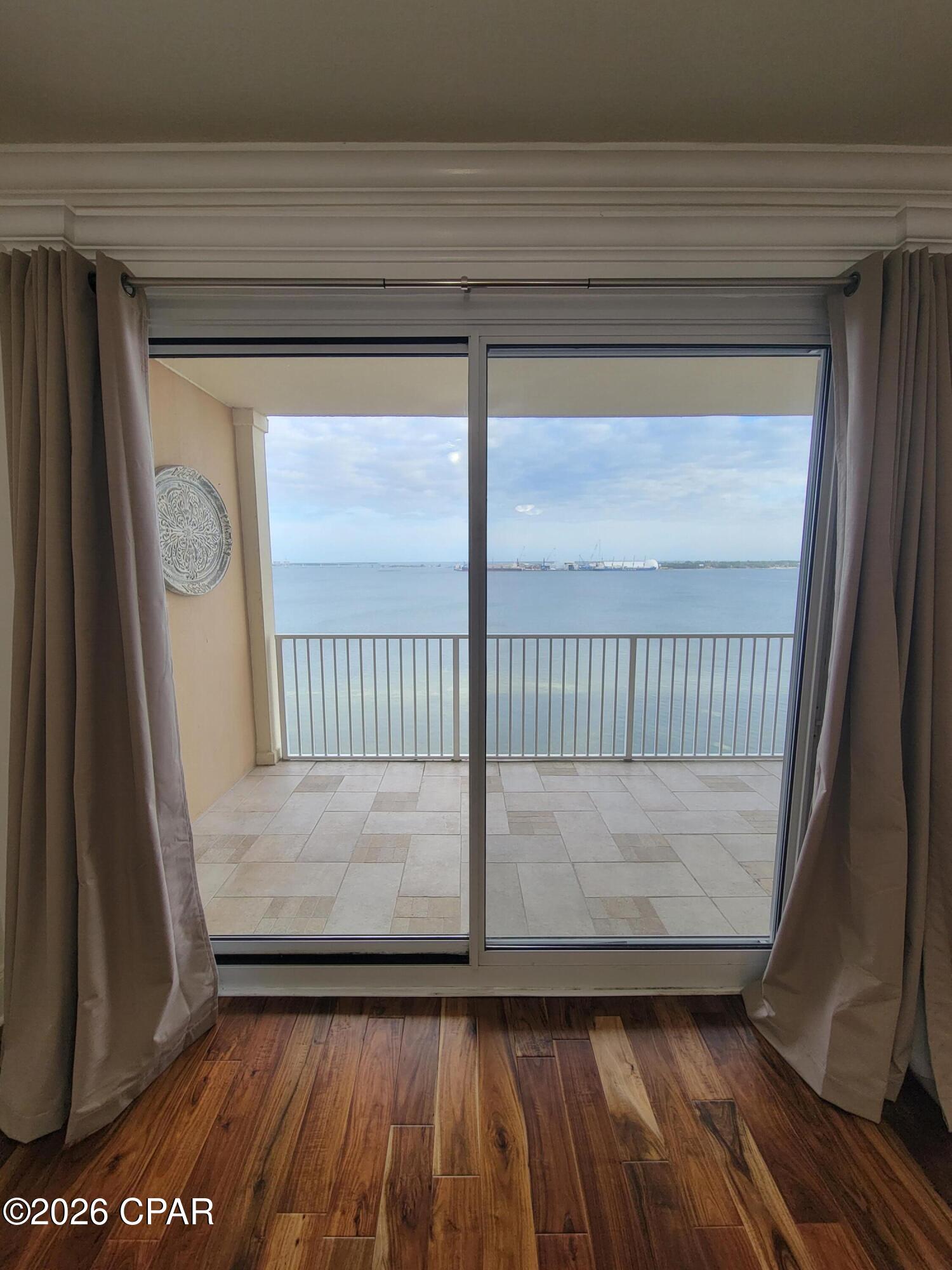 Magnolia Bay Club - Residential