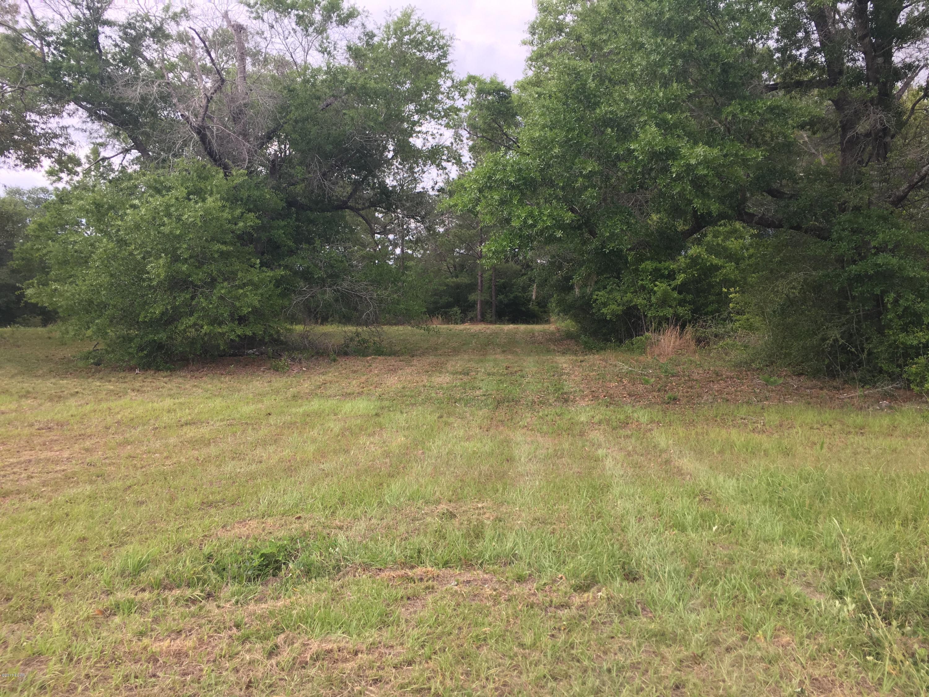 Kiersten Heights - Land