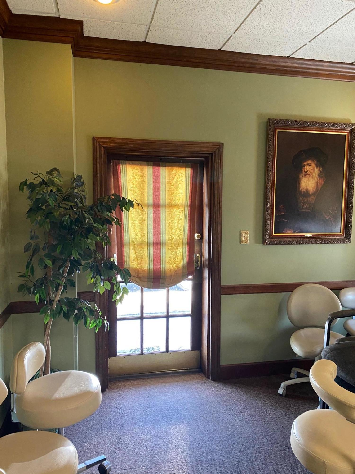 Walter R Davis Add - Commercial Sale