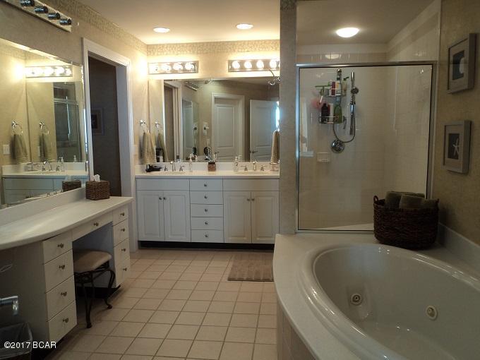 En Soleil Condo - Residential