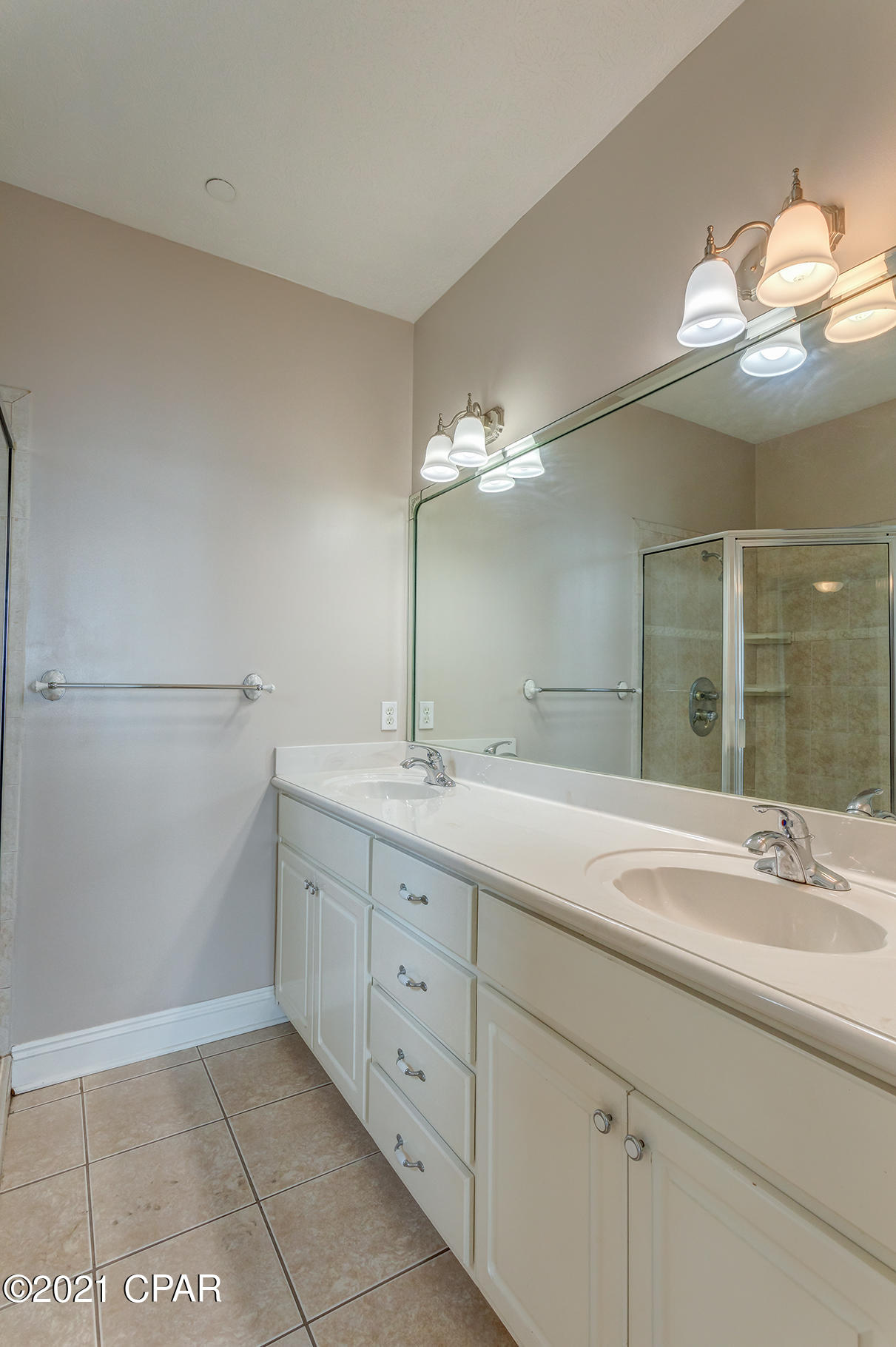 Grand Bay Townhomes - Residential