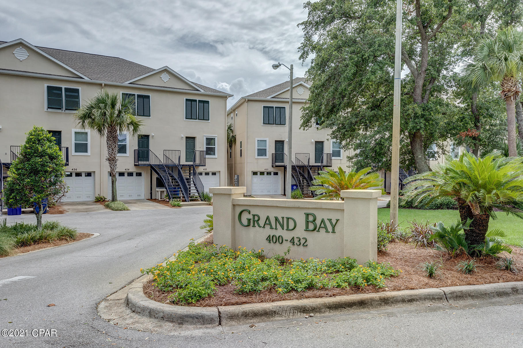 Grand Bay Townhomes - Residential