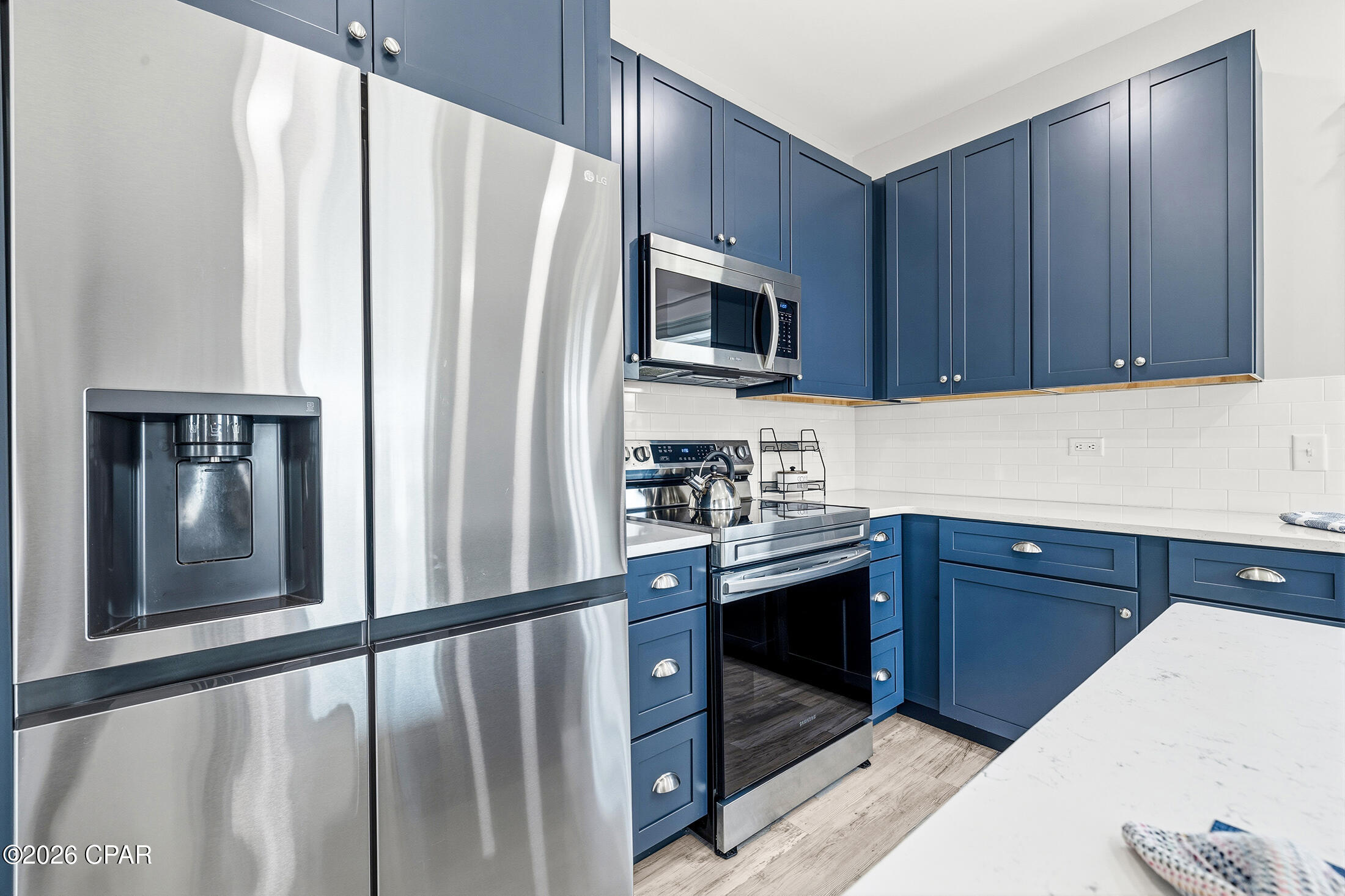 Laguna Beach Estates 7th Add - Residential