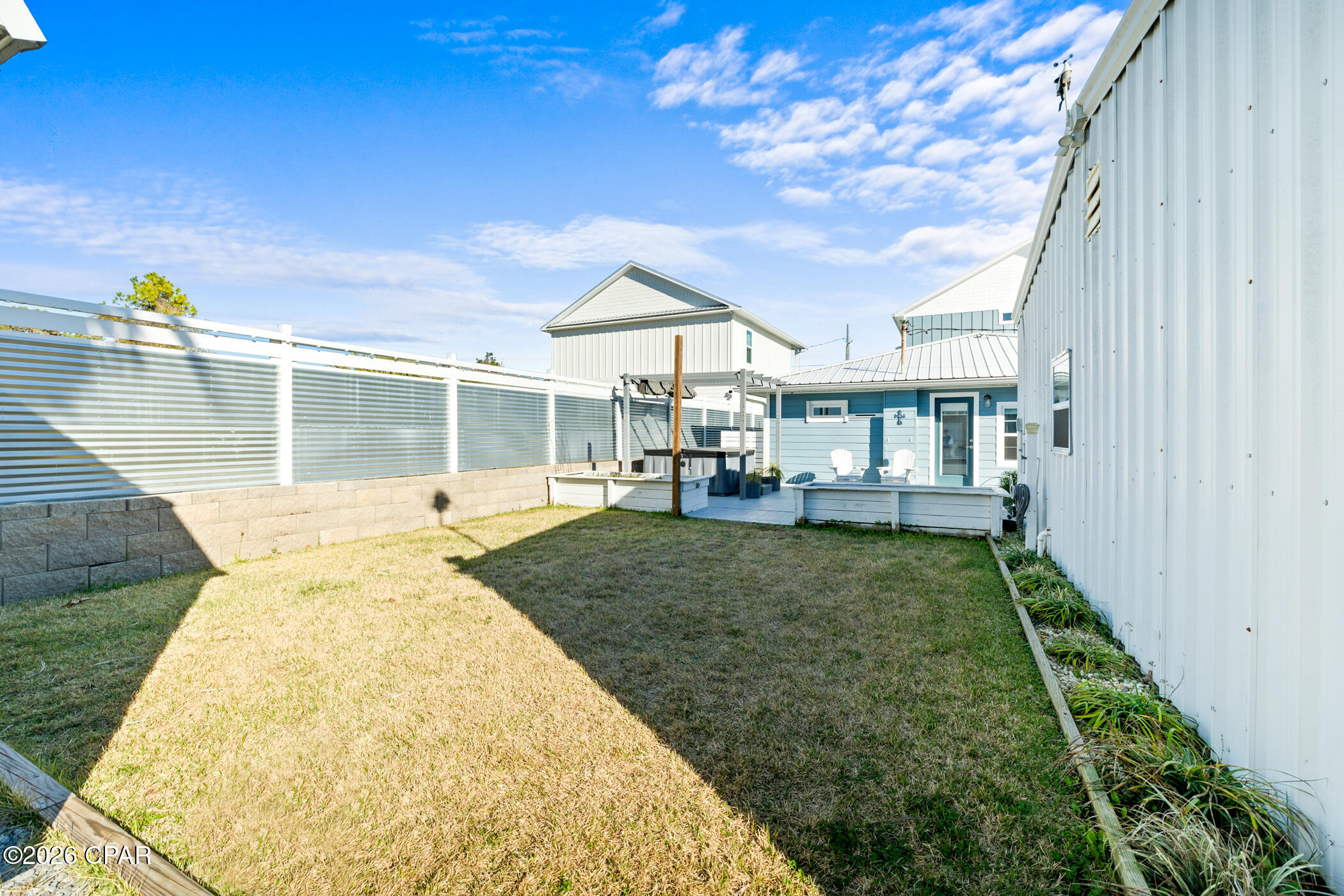 Laguna Beach Estates 7th Add - Residential