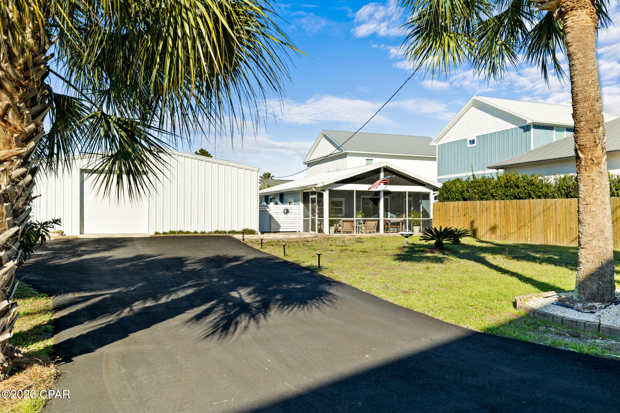 Laguna Beach Estates 7th Add - Residential