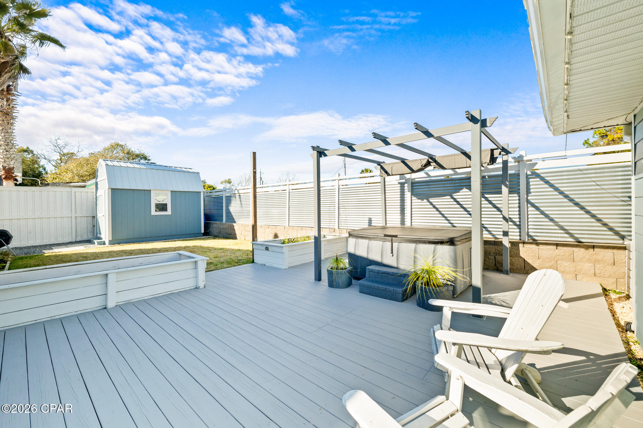 Laguna Beach Estates 7th Add - Residential