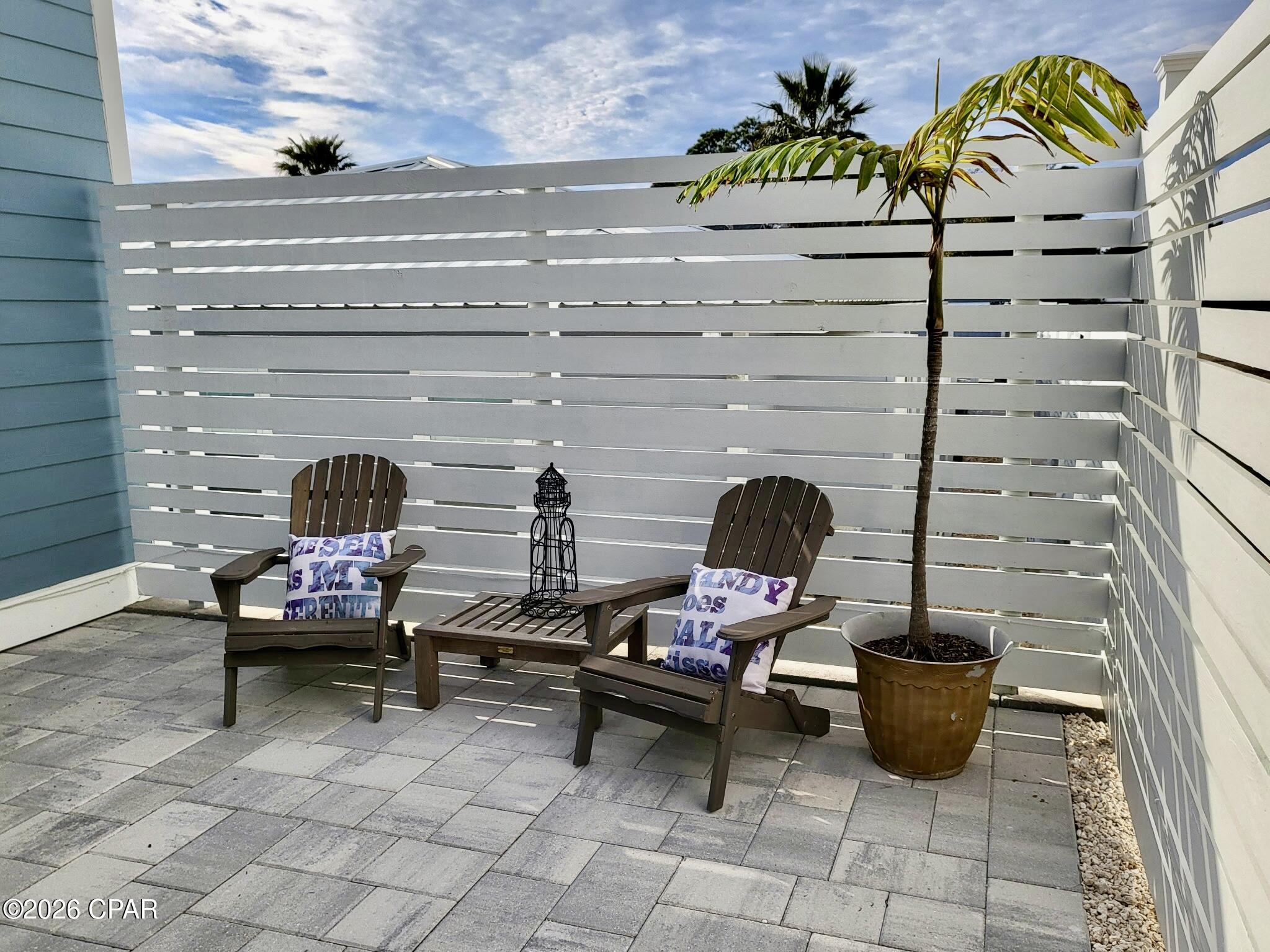 Laguna Beach Estates 7th Add - Residential