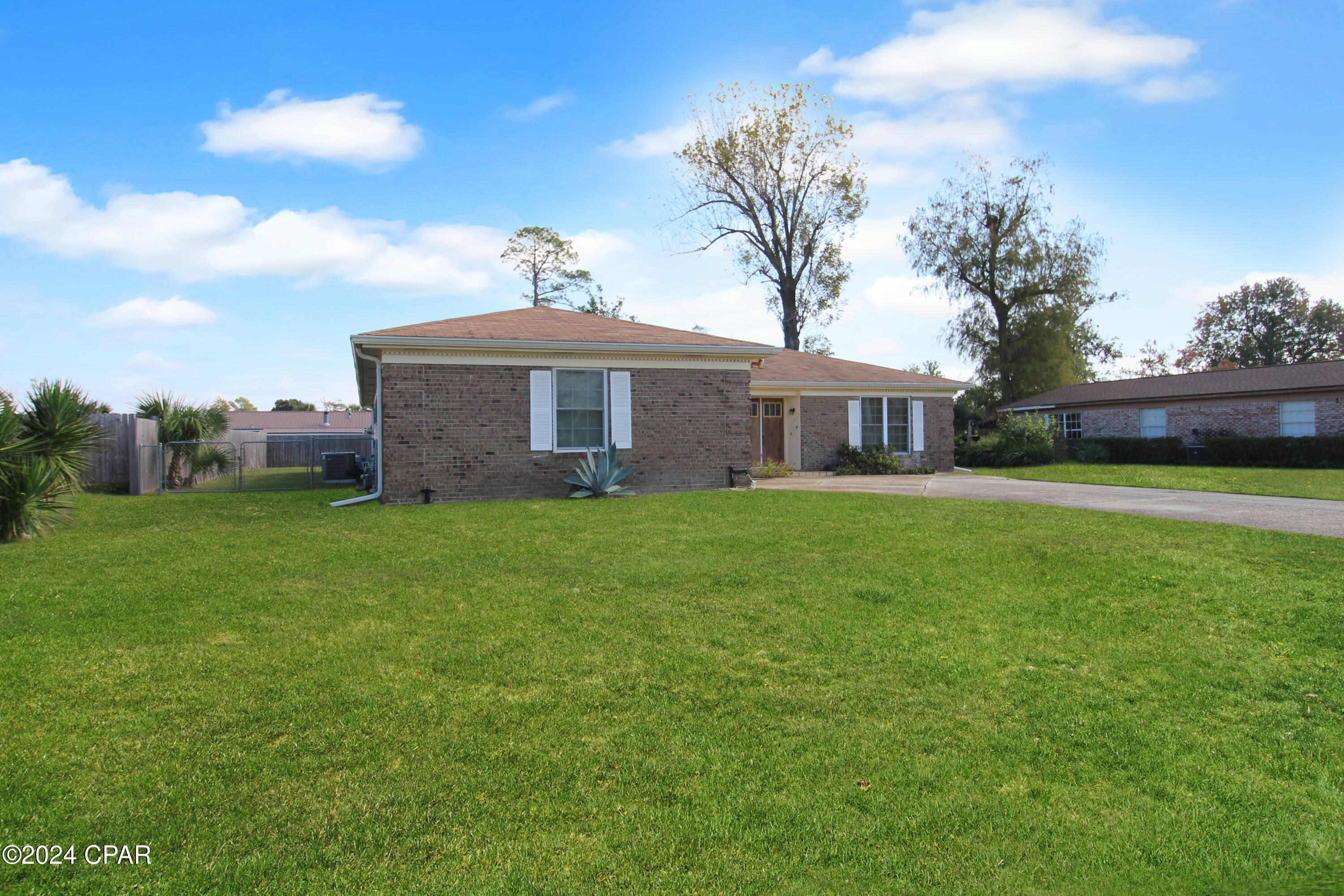 Meadowbrook Estates - Residential