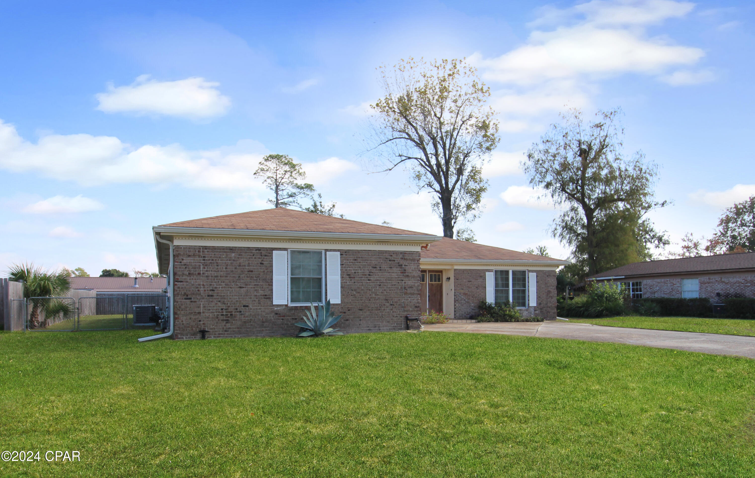 Meadowbrook Estates - Residential