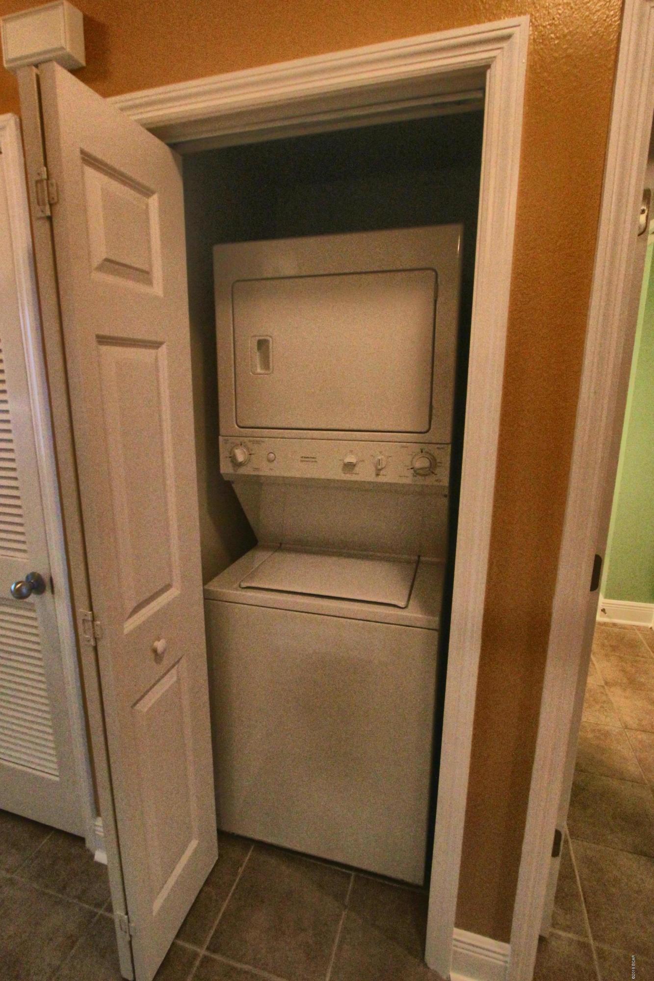 Majestic Beach Tower I - Residential