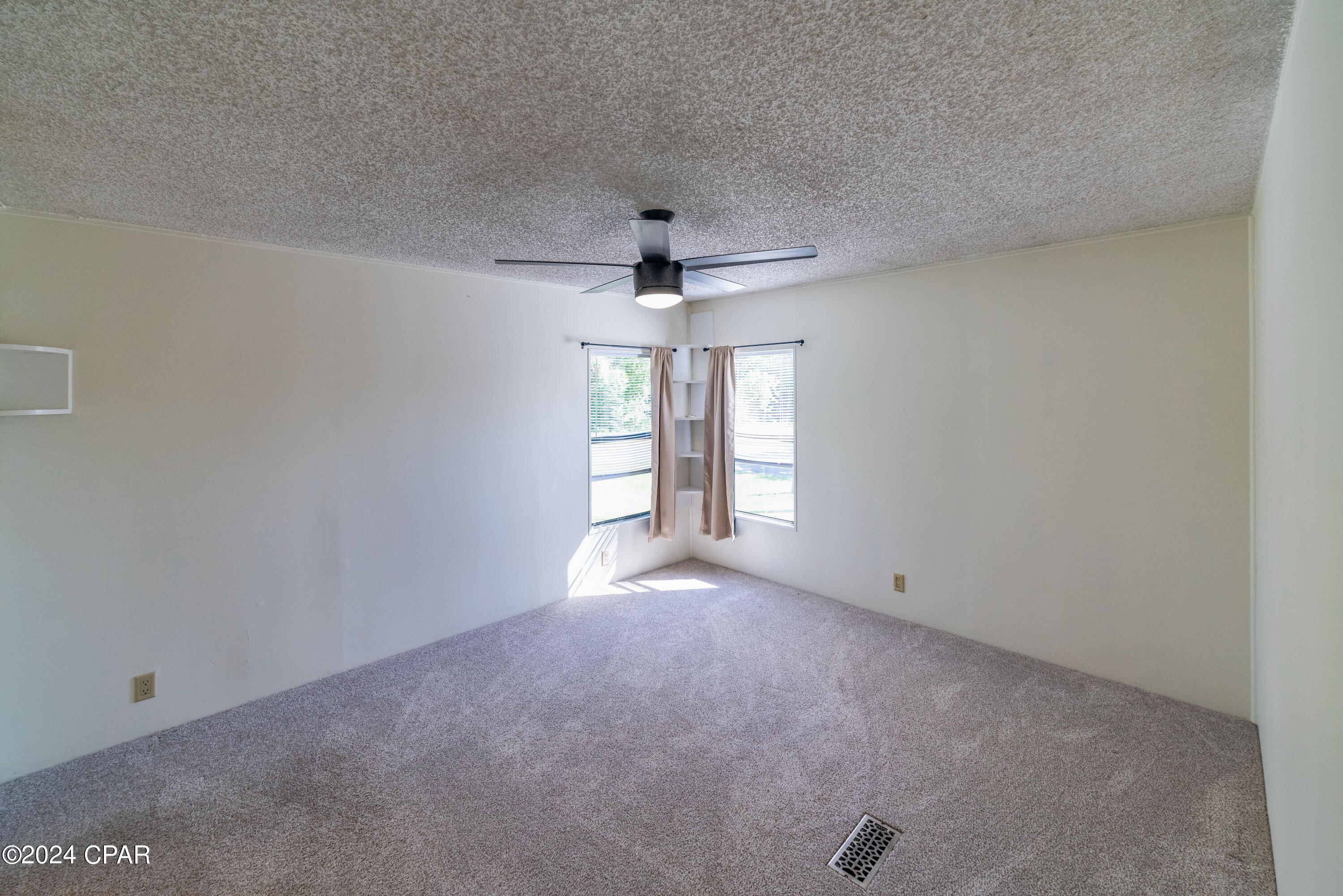 Bayside Park U-1 - Residential