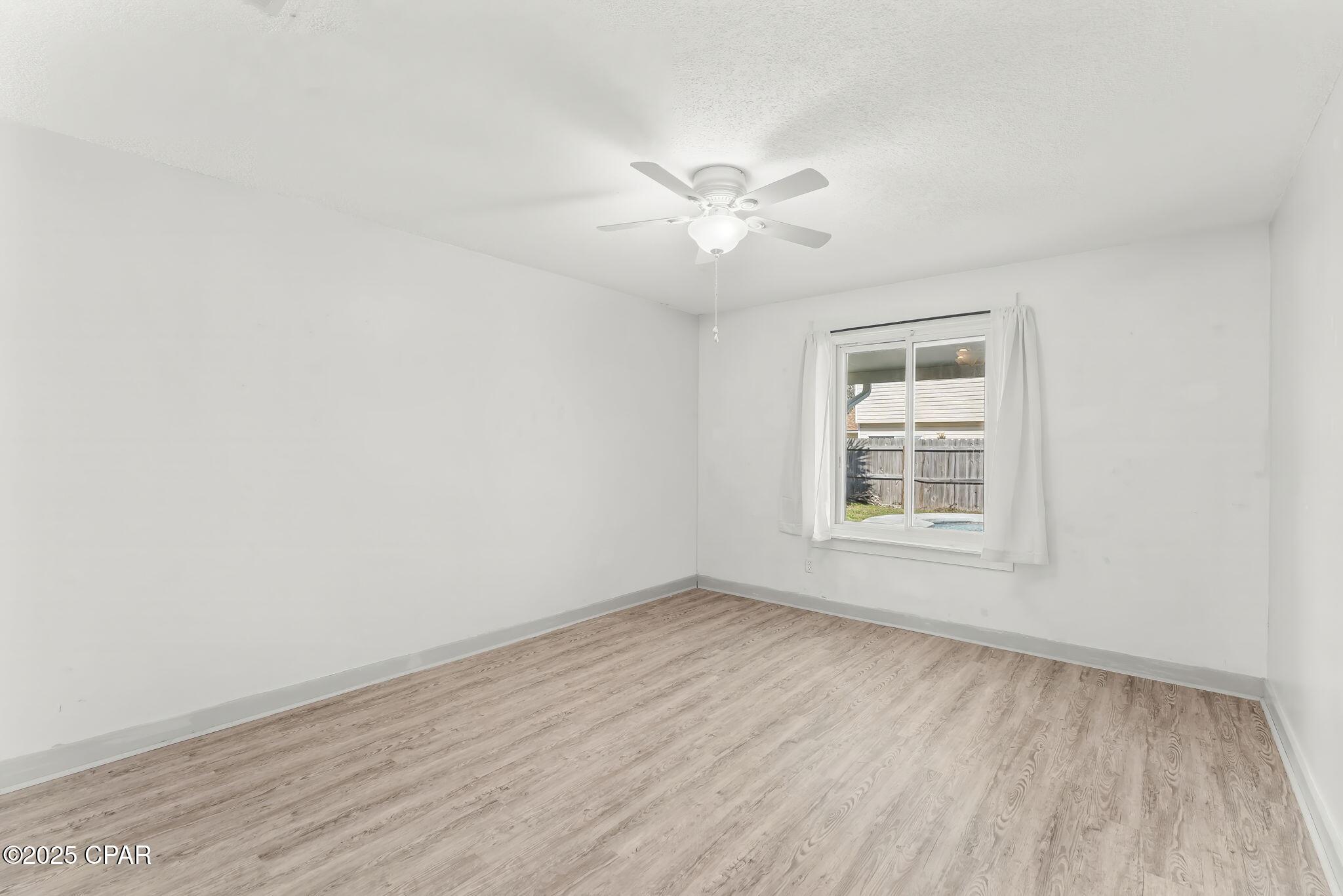 Shadow Bay Unt 3 & 4 - Residential