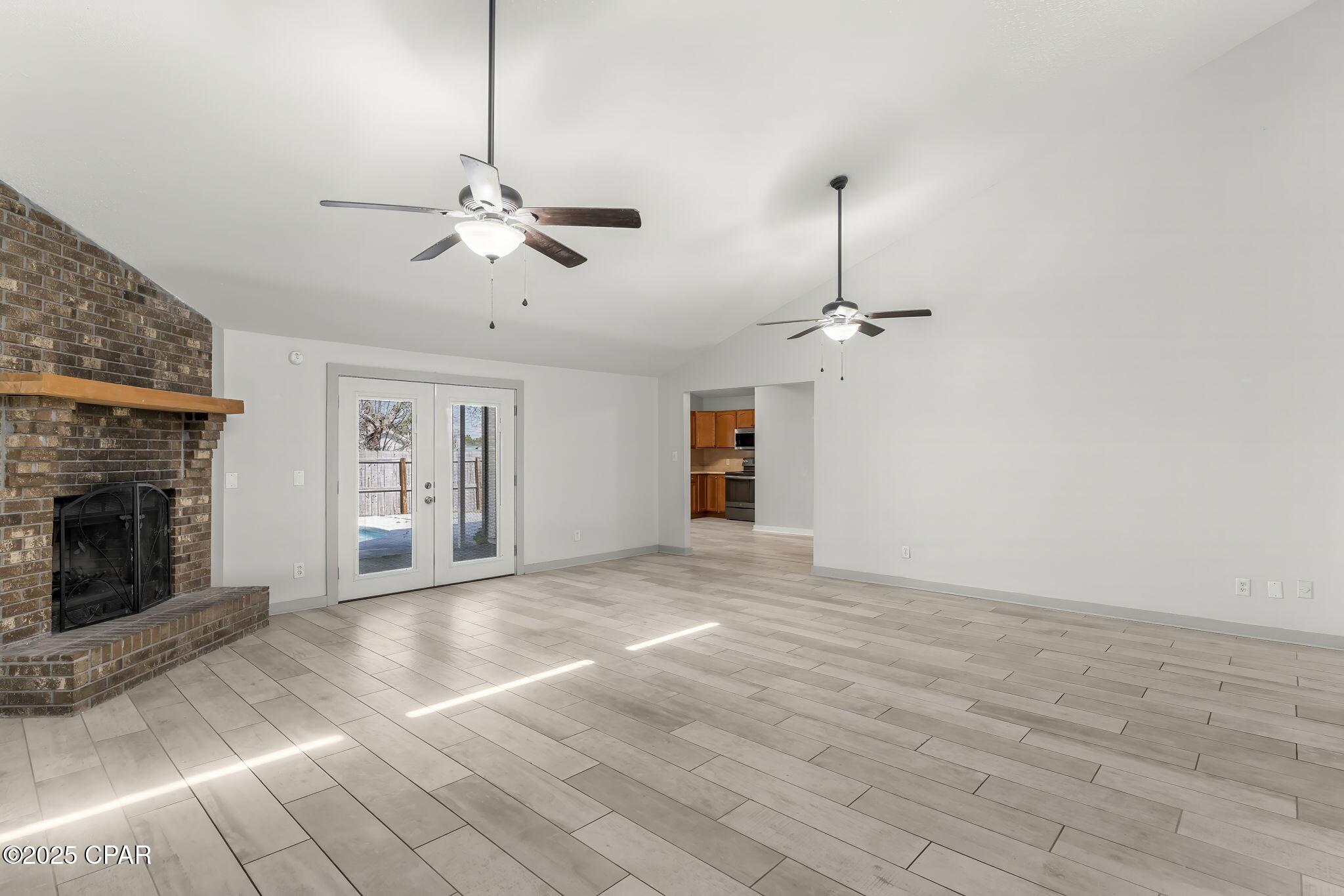 Shadow Bay Unt 3 & 4 - Residential