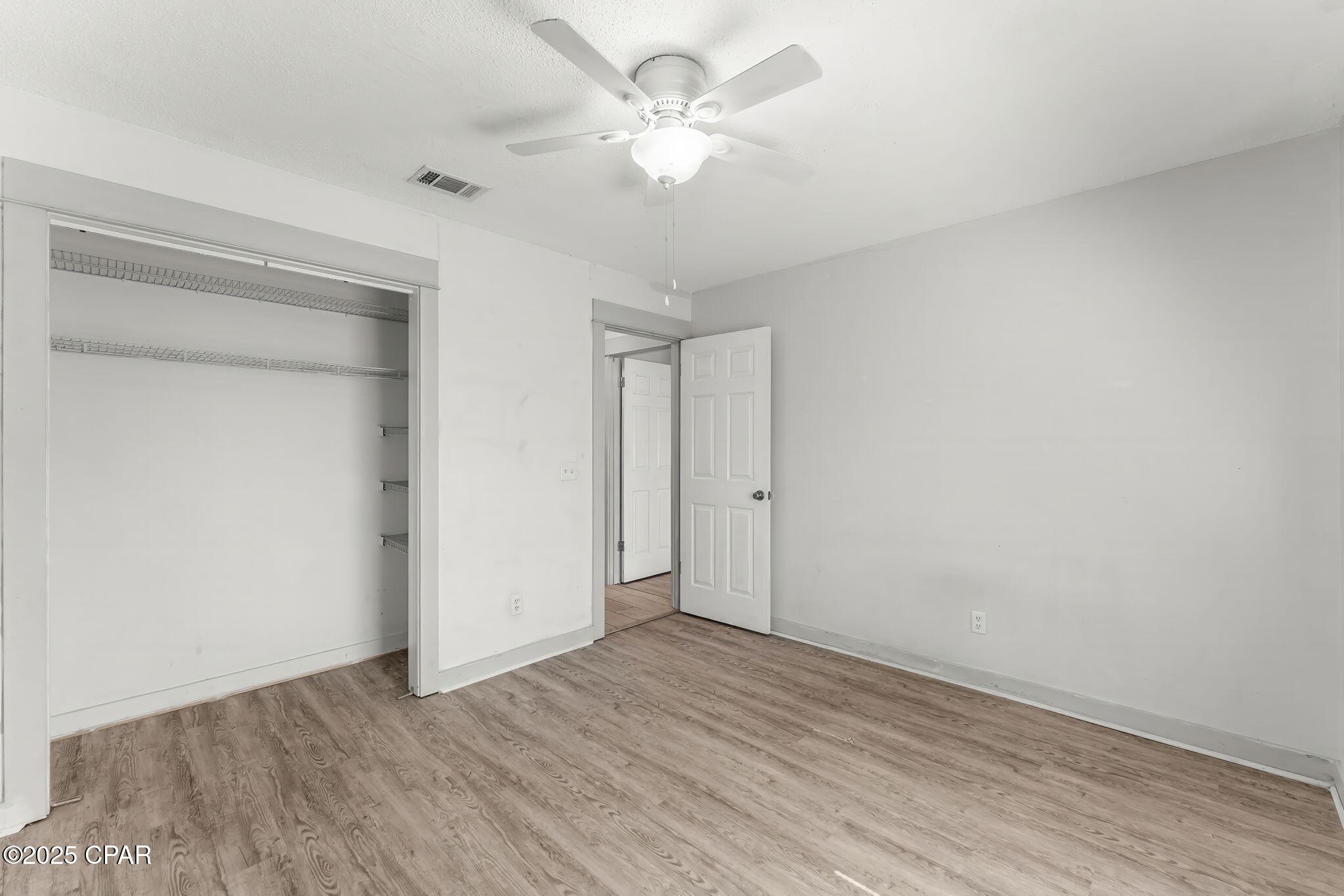 Shadow Bay Unt 3 & 4 - Residential