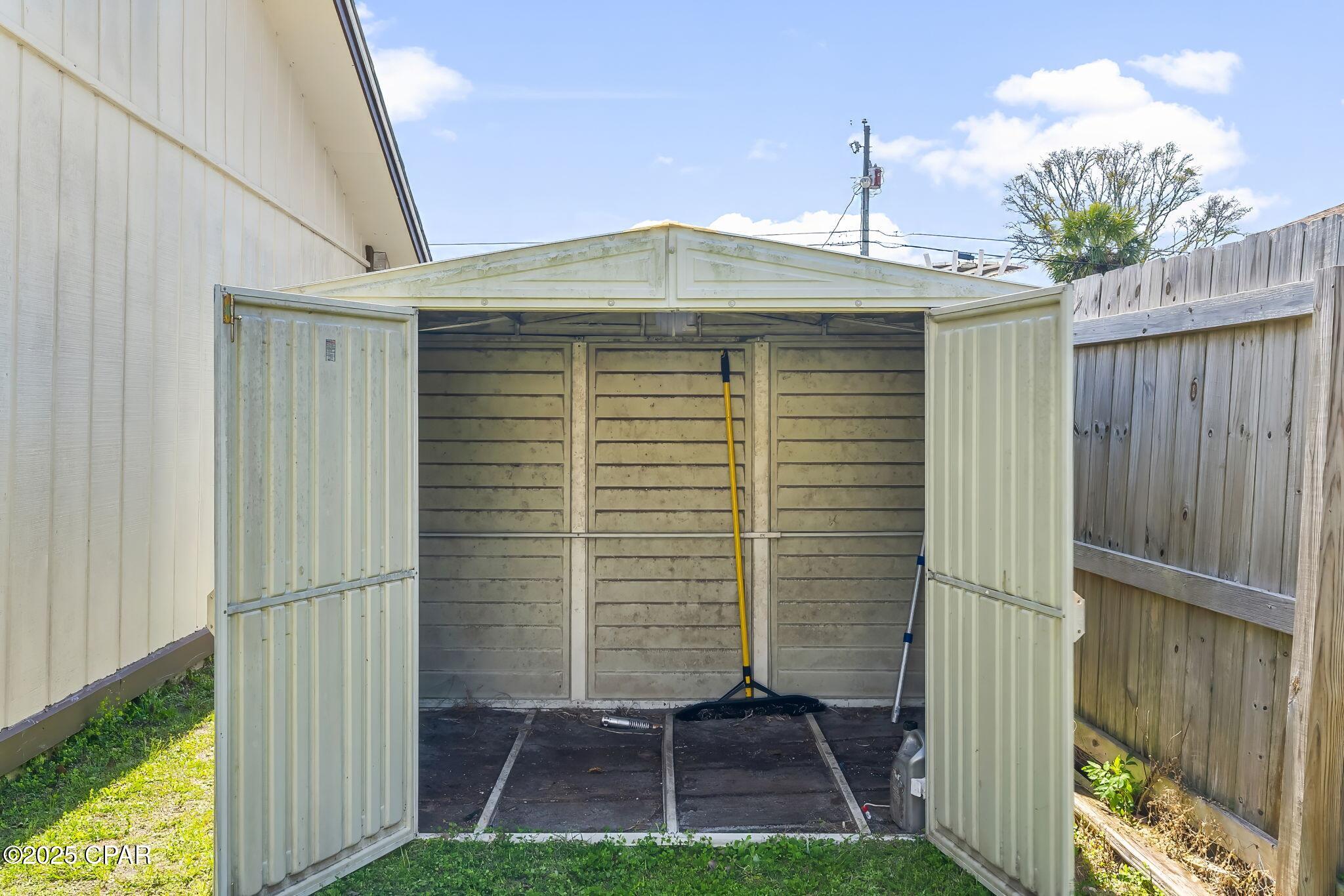 Shadow Bay Unt 3 & 4 - Residential