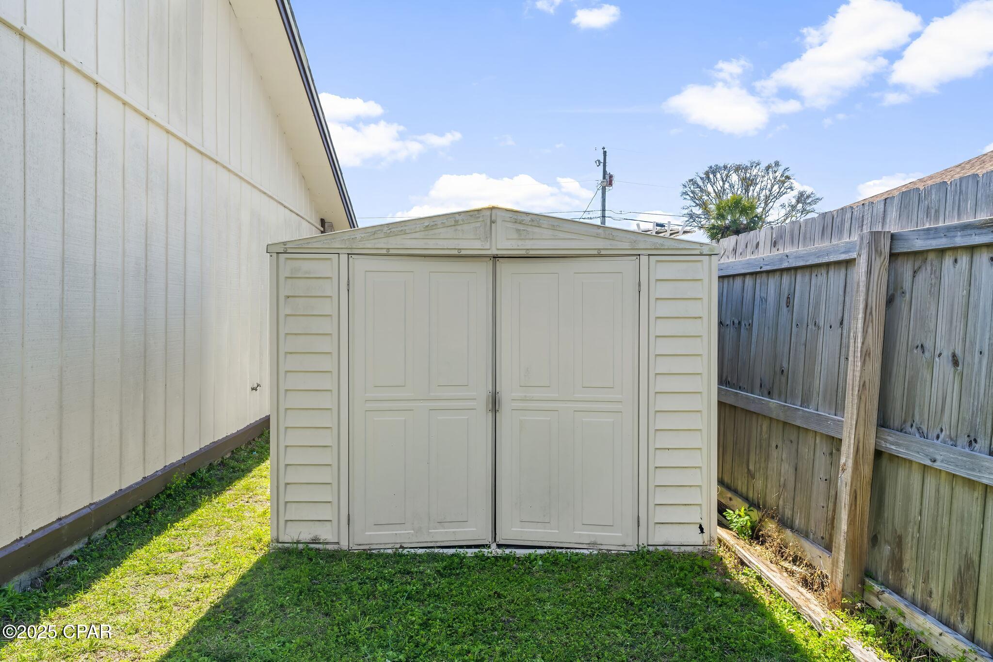 Shadow Bay Unt 3 & 4 - Residential