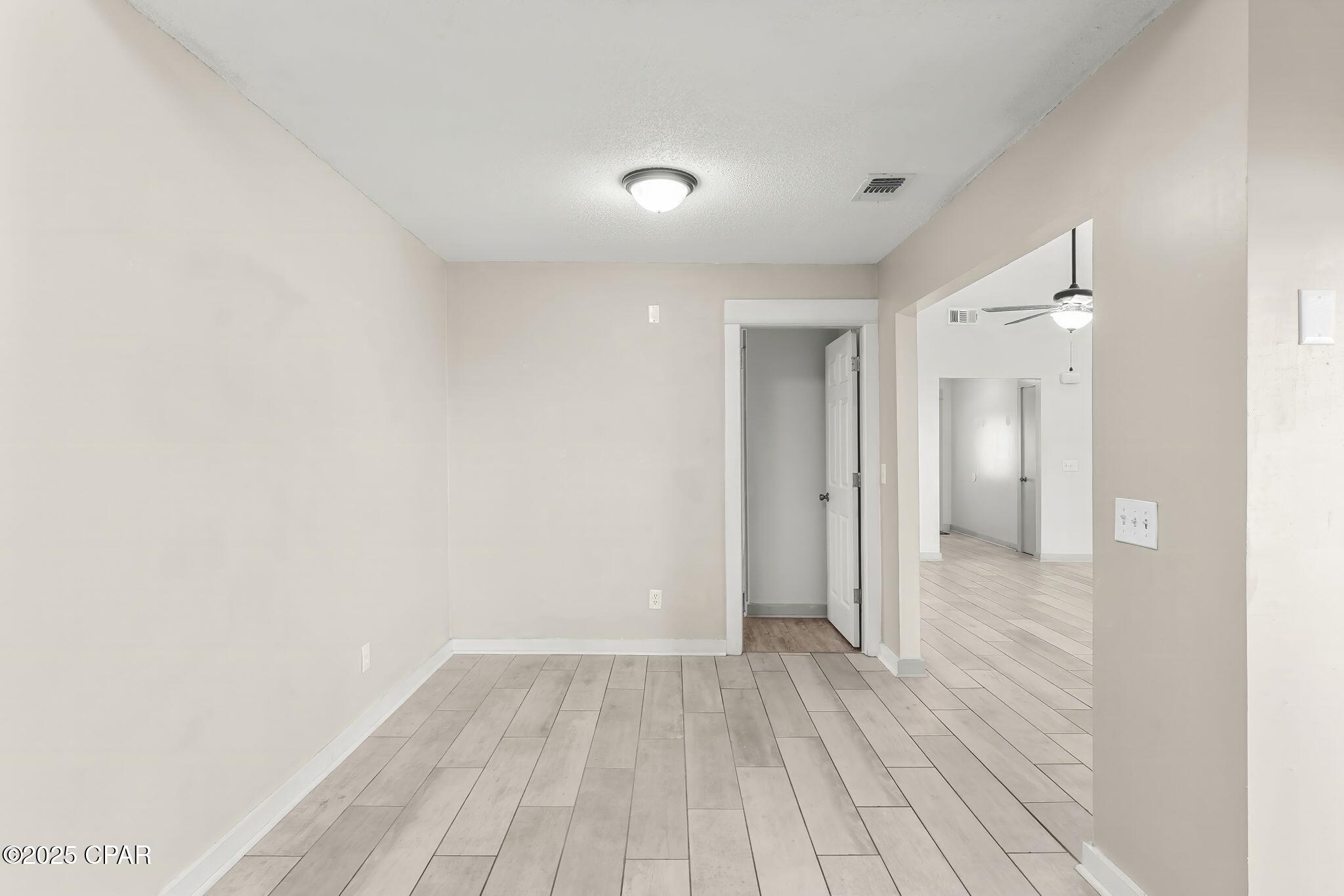 Shadow Bay Unt 3 & 4 - Residential